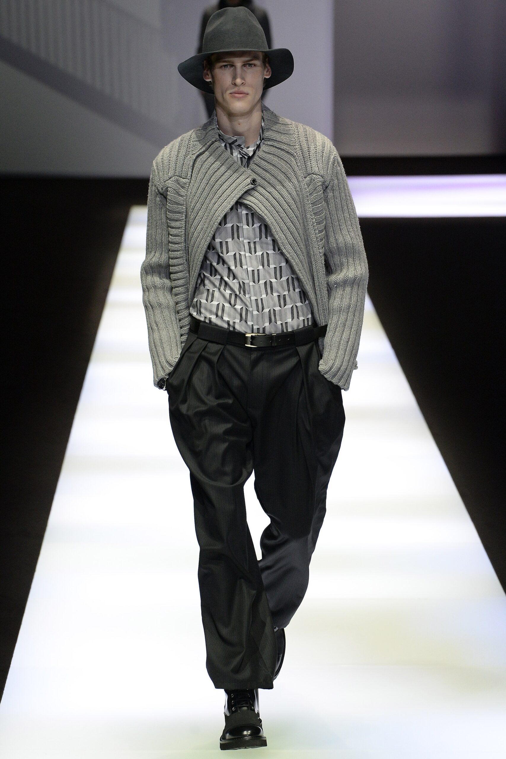 Emporio Armani F/W 17 Menswear Look 4