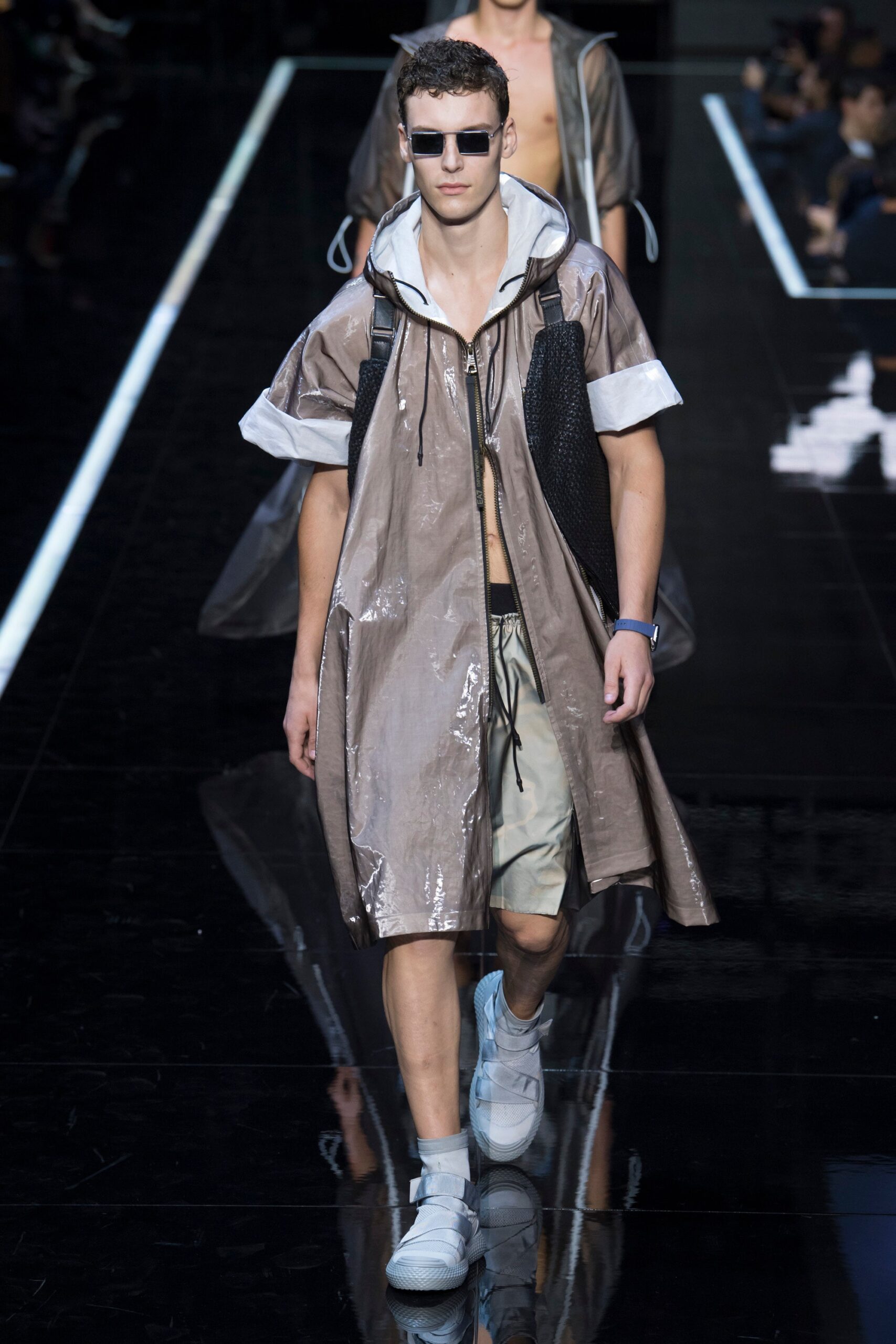 Emporio Armani S/S 19 Menswear Look 2