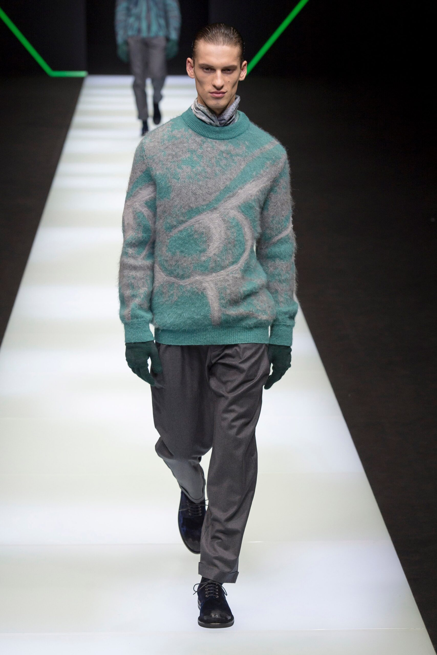Emporio Armani F/W 18 Look 15