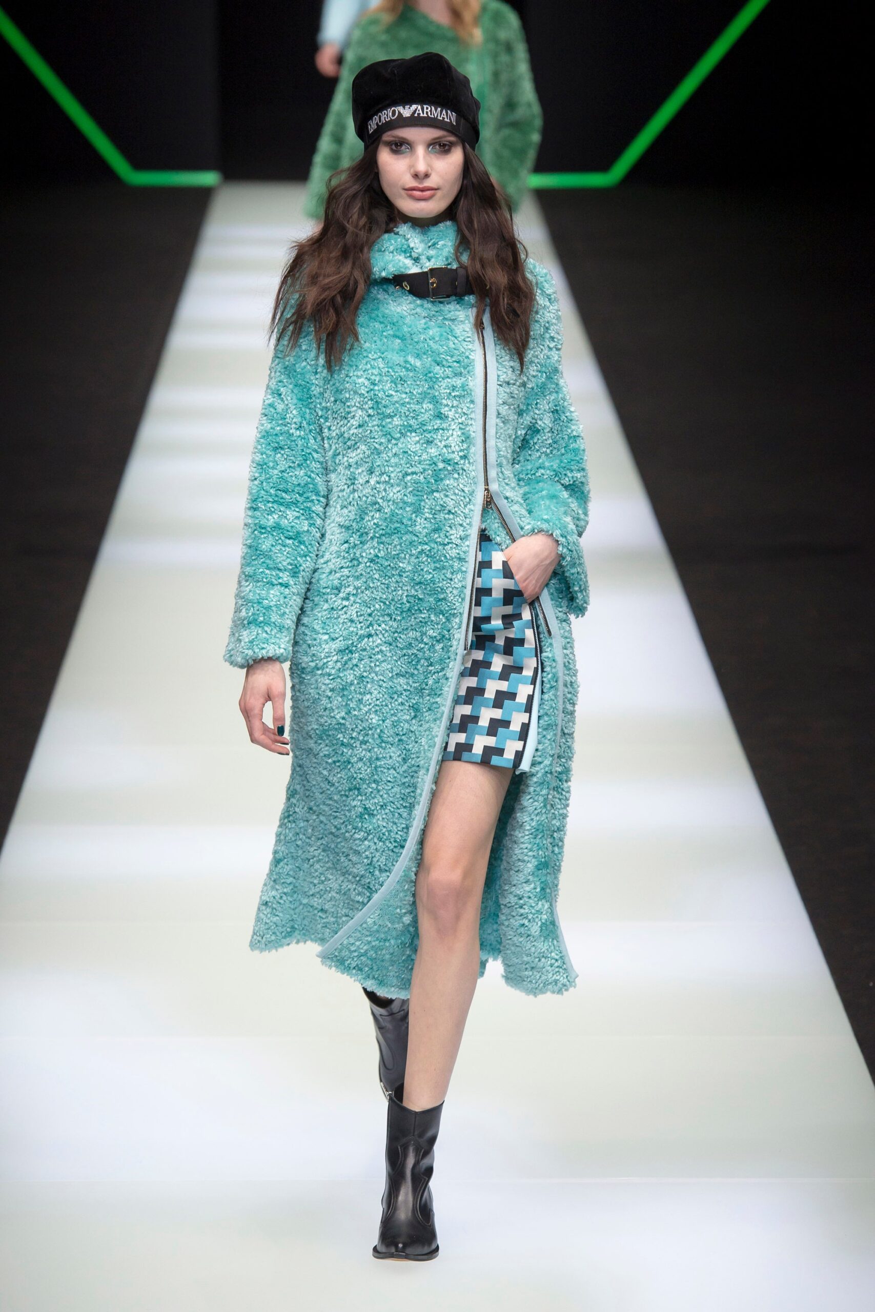 Emporio Armani F/W 18 Look 17