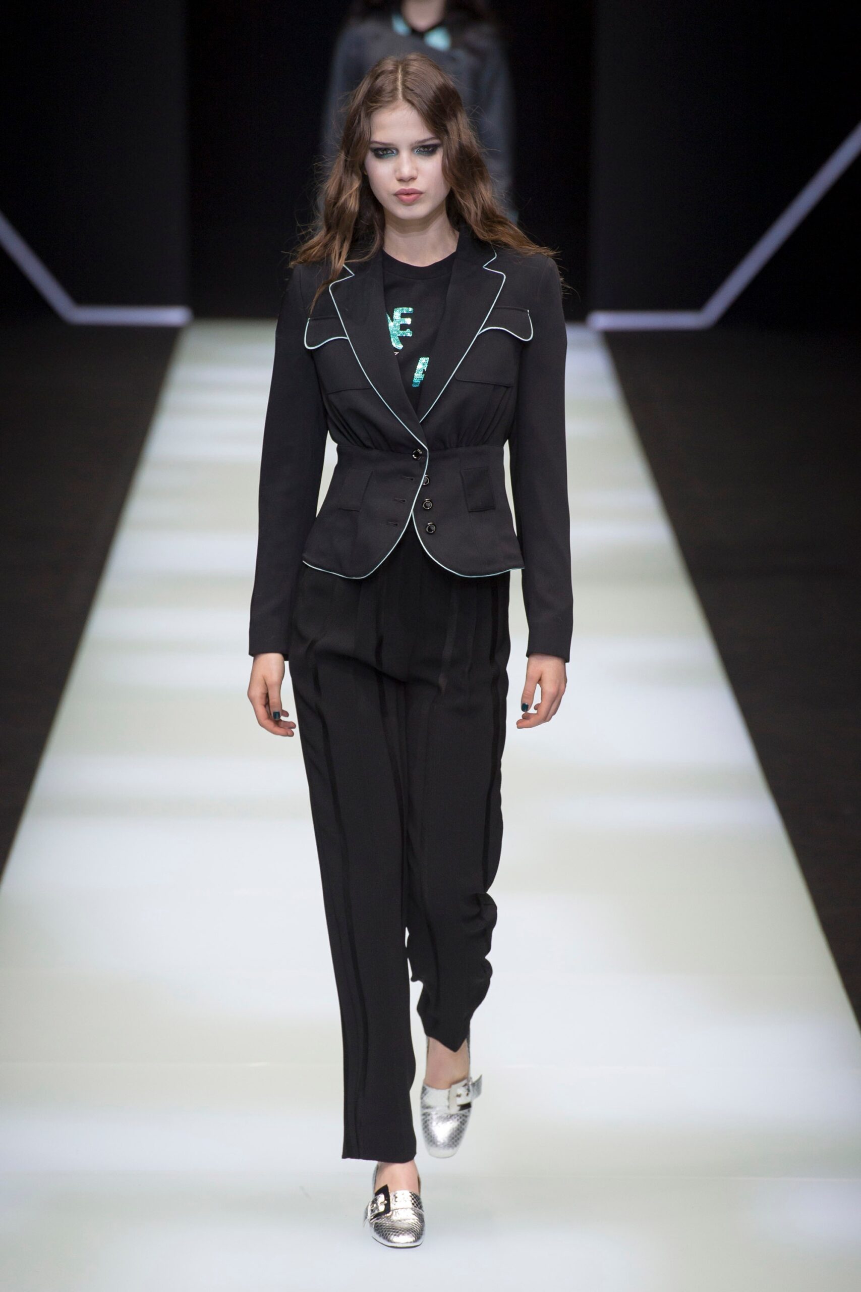 Emporio Armani F/W 18 Look 20