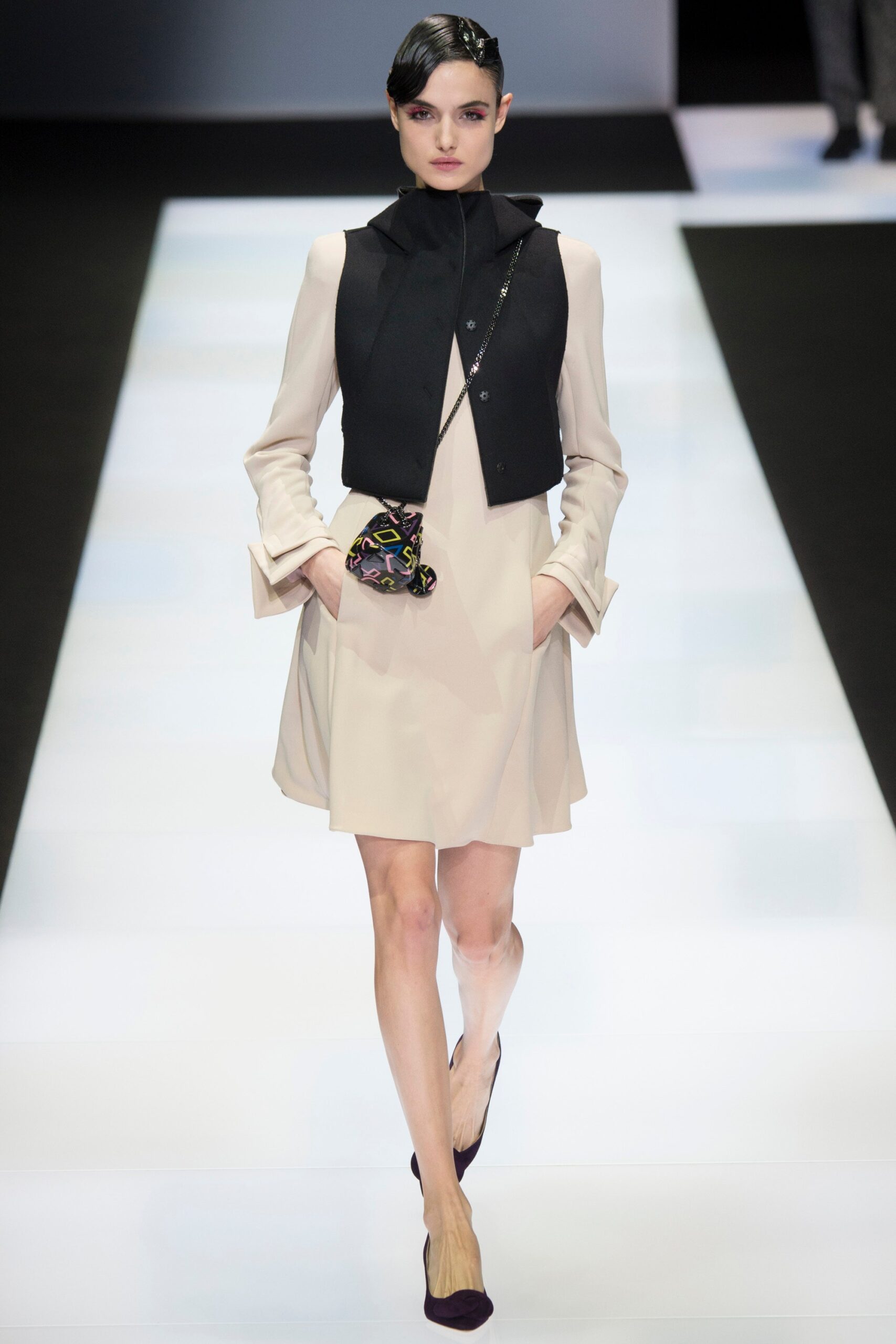 Emporio Armani F/W 16 Look 16