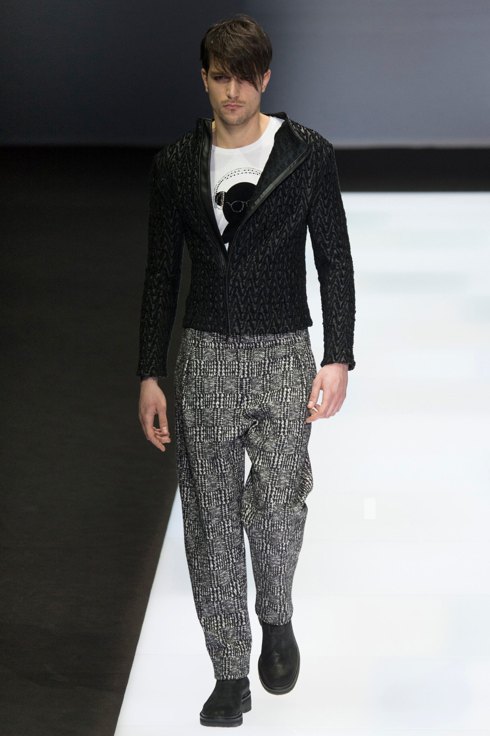 Emporio Armani F/W 16 Look 18
