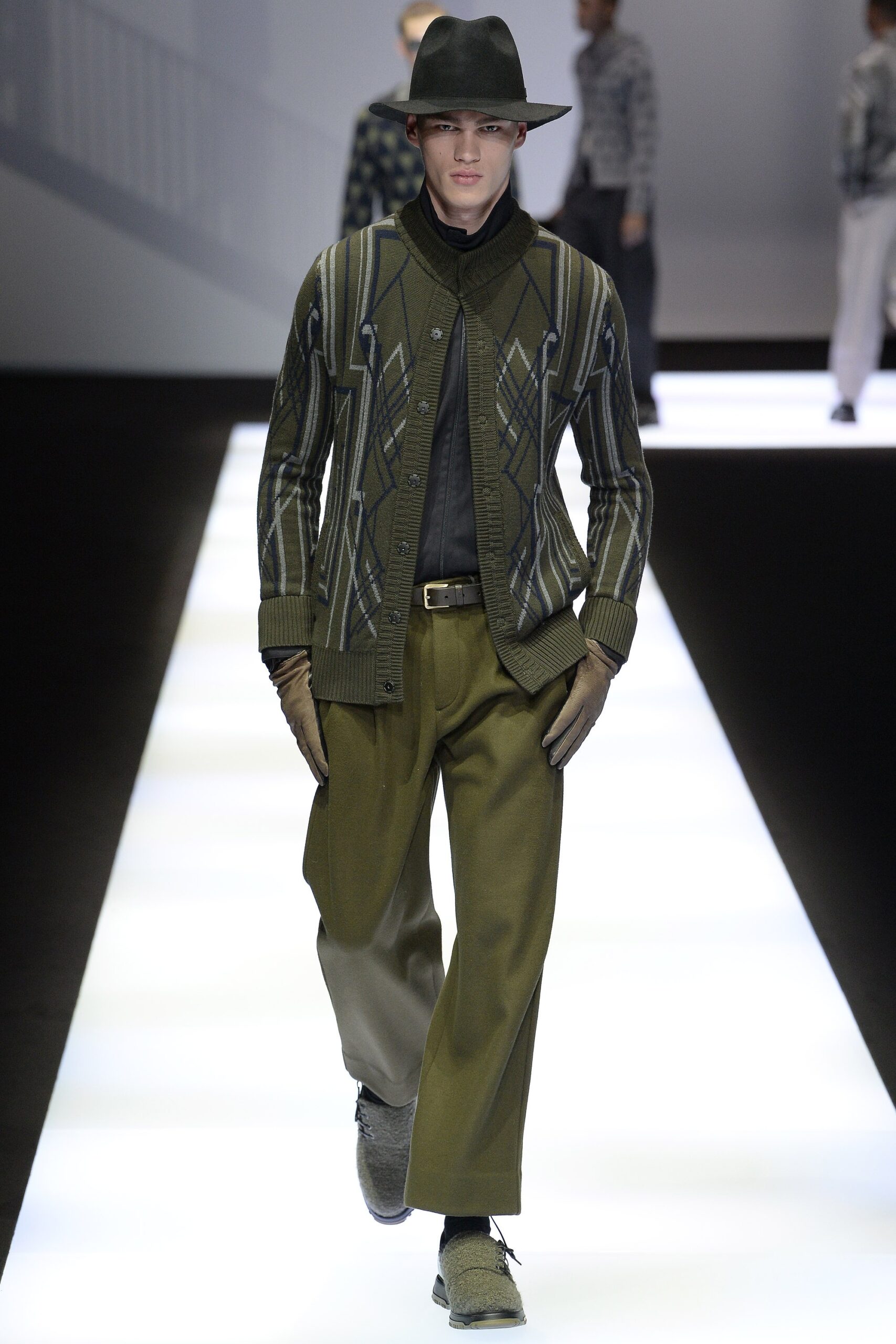 Emporio Armani F/W 17 Menswear Look 21