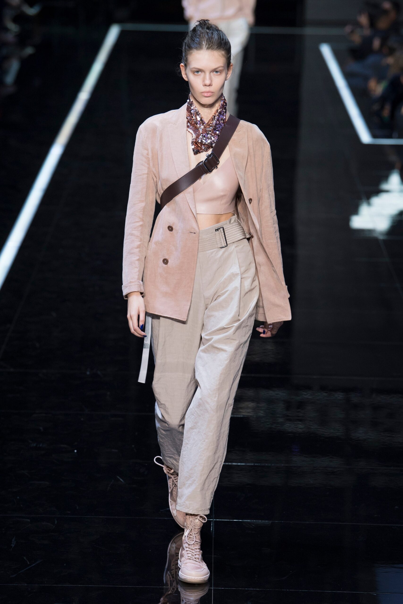 Emporio Armani S/S 19 Menswear Look 32