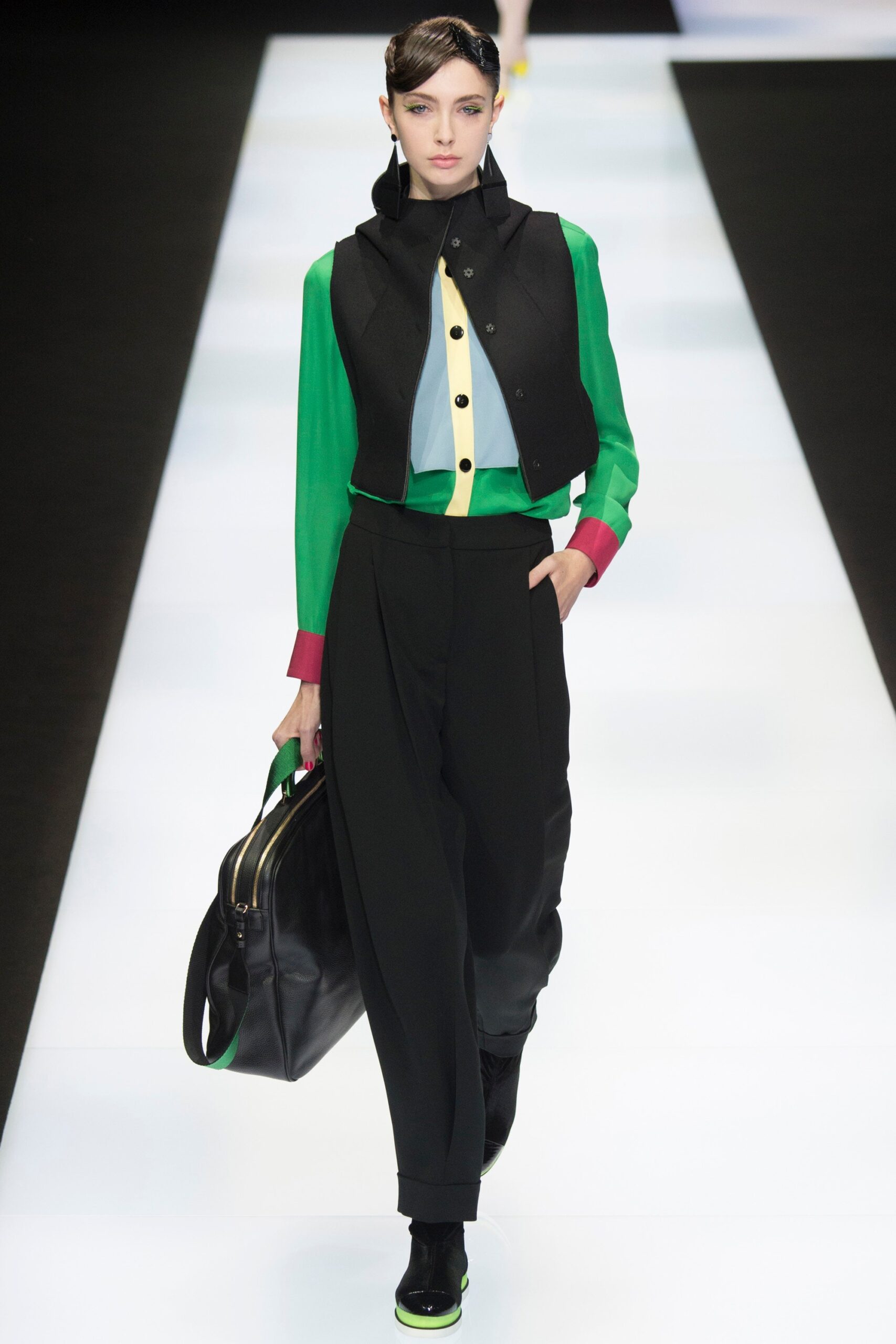 Emporio Armani F/W 16 Look 23