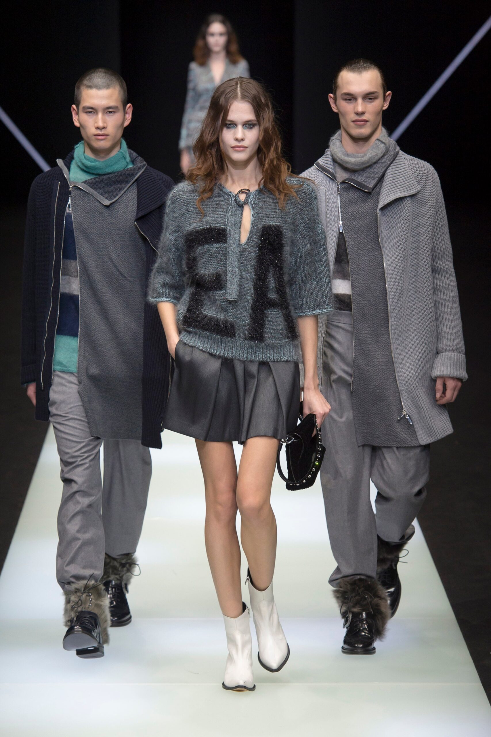 Emporio Armani F/W 18 Look 32