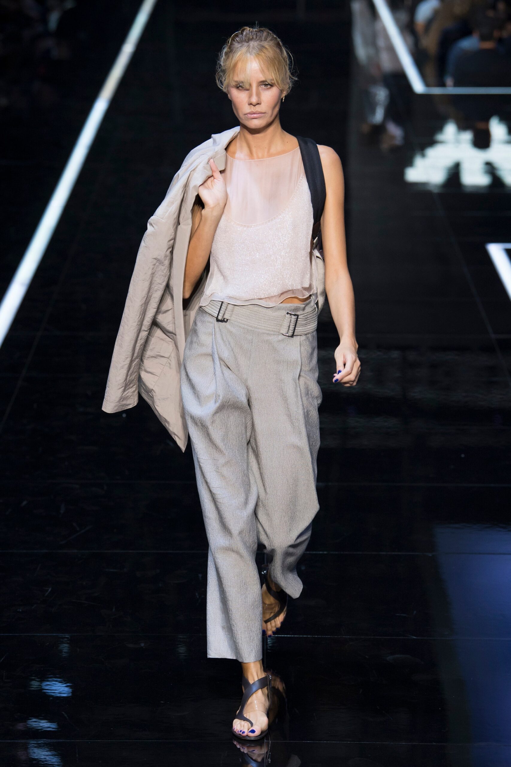 Emporio Armani S/S 19 Menswear Look 39