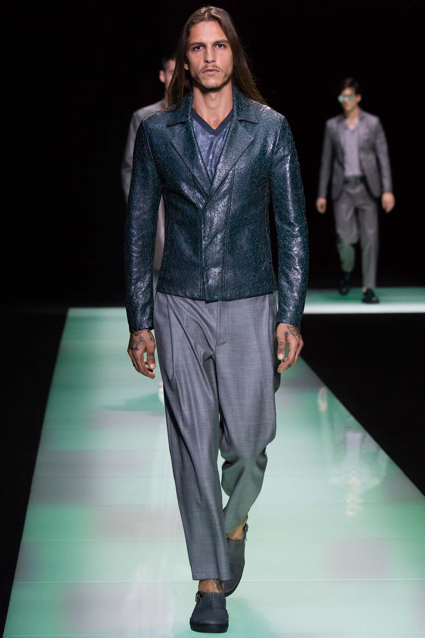 Emporio Armani S/S 16 Menswear Look 17