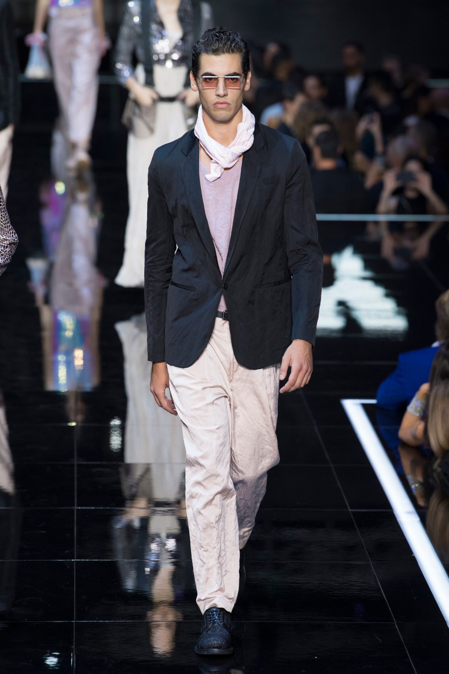 Emporio Armani S/S 19 Menswear Look 40