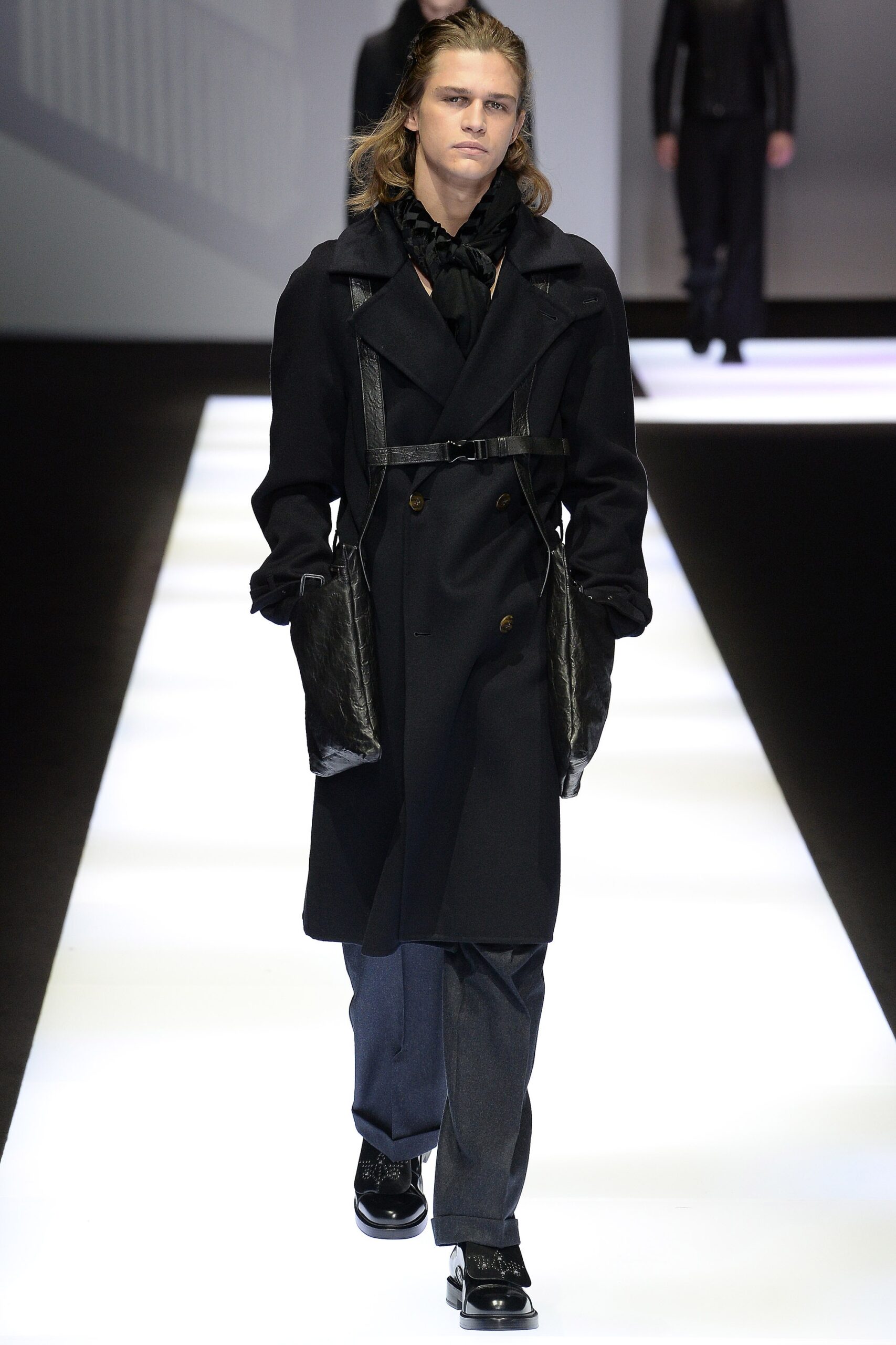 Emporio Armani F/W 17 Menswear Look 31
