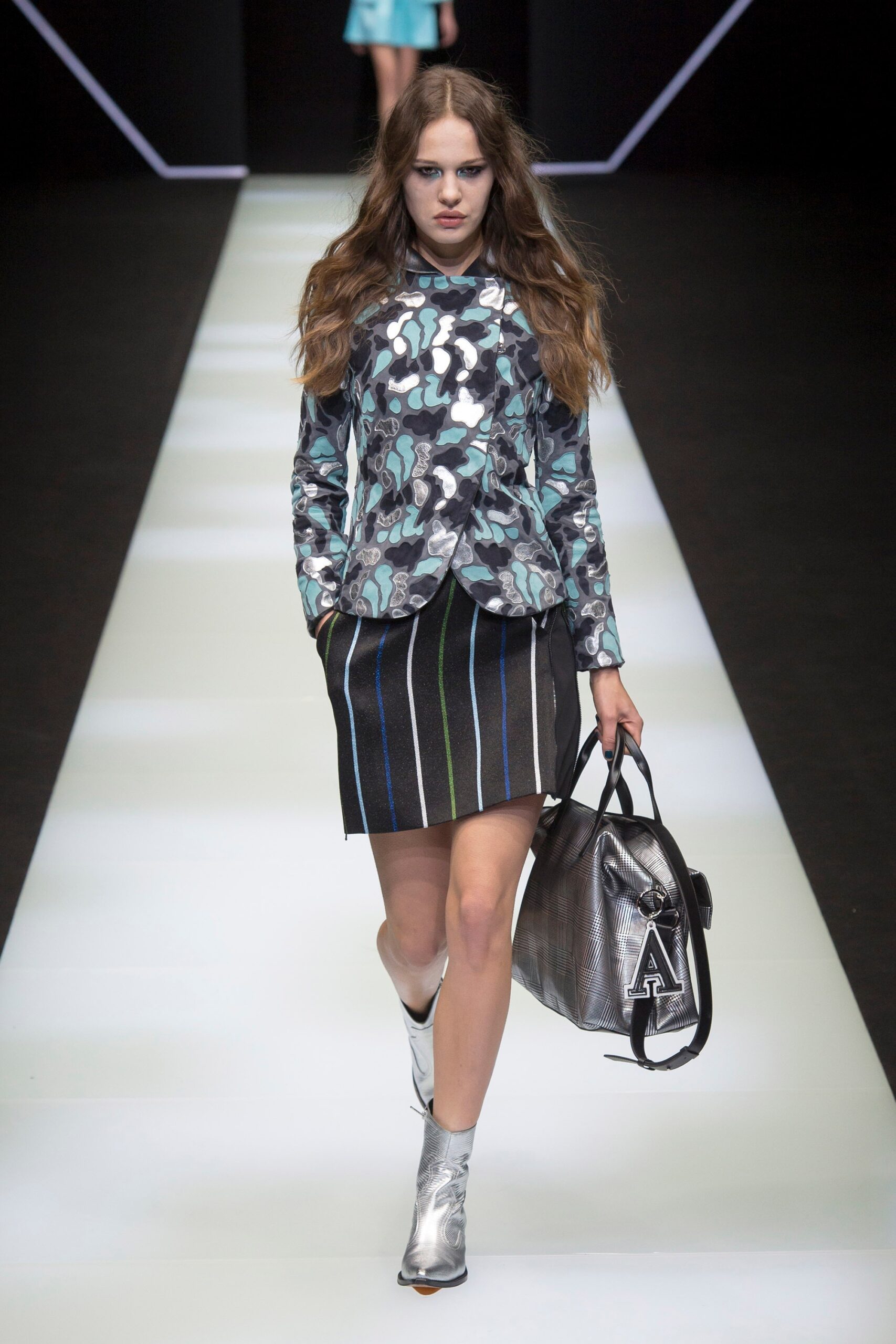 Emporio Armani F/W 18 Look 44