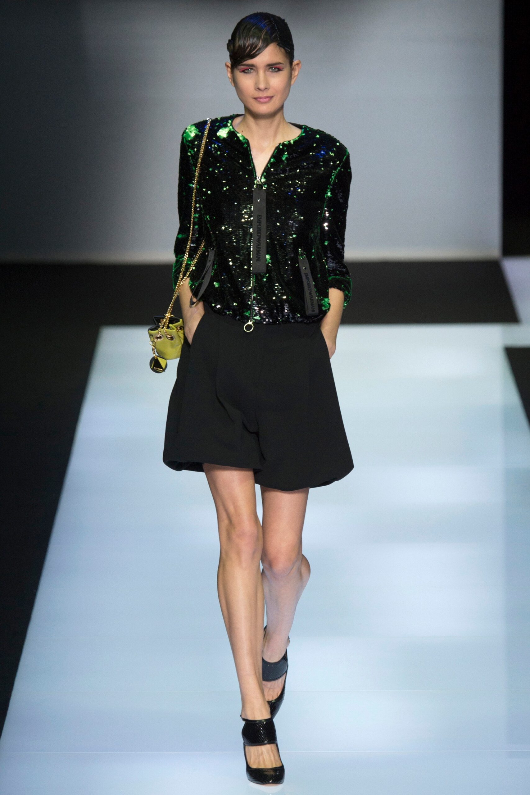 Emporio Armani F/W 16 Look 33