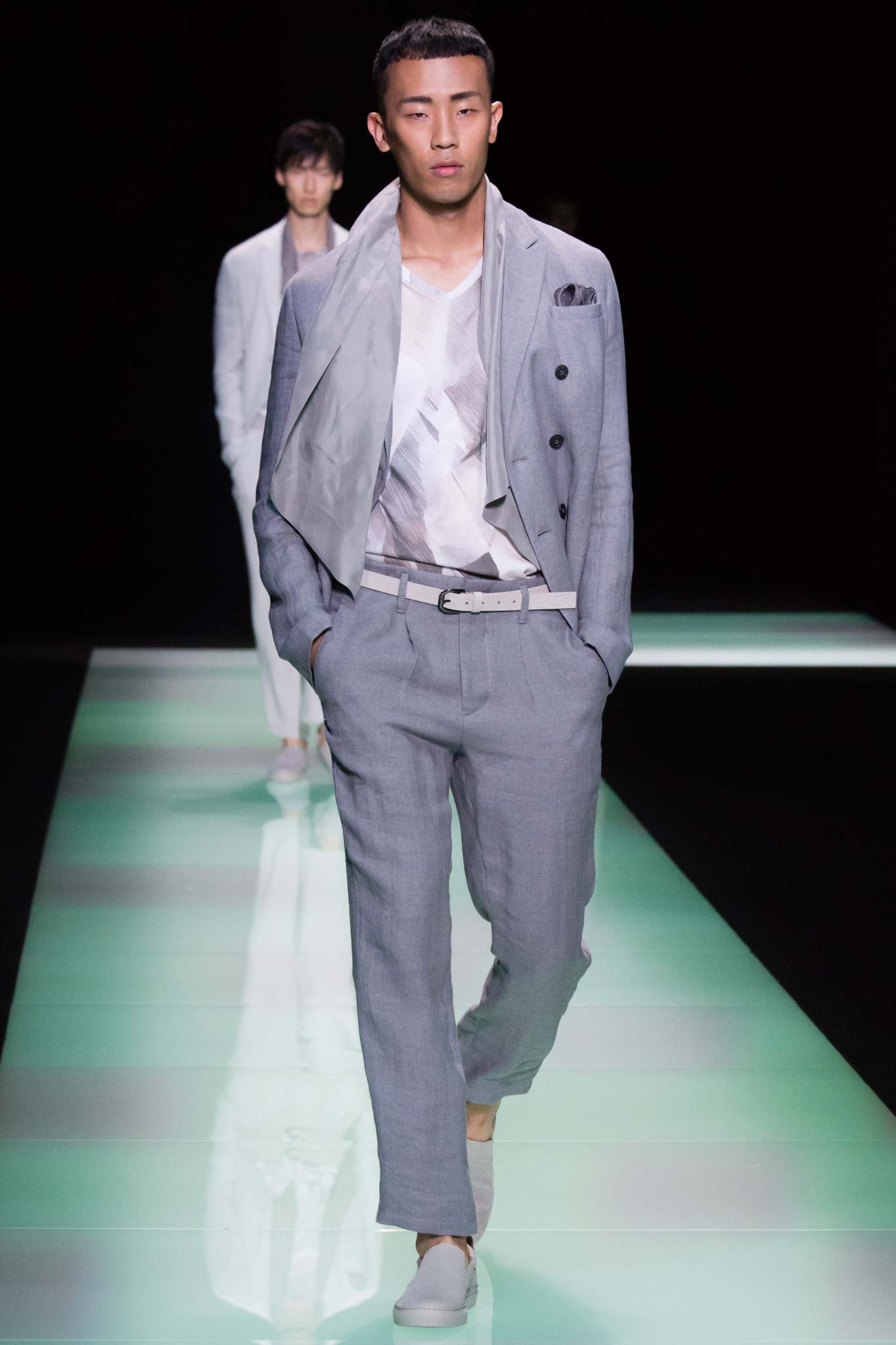 Emporio Armani S/S 16 Menswear Look 27