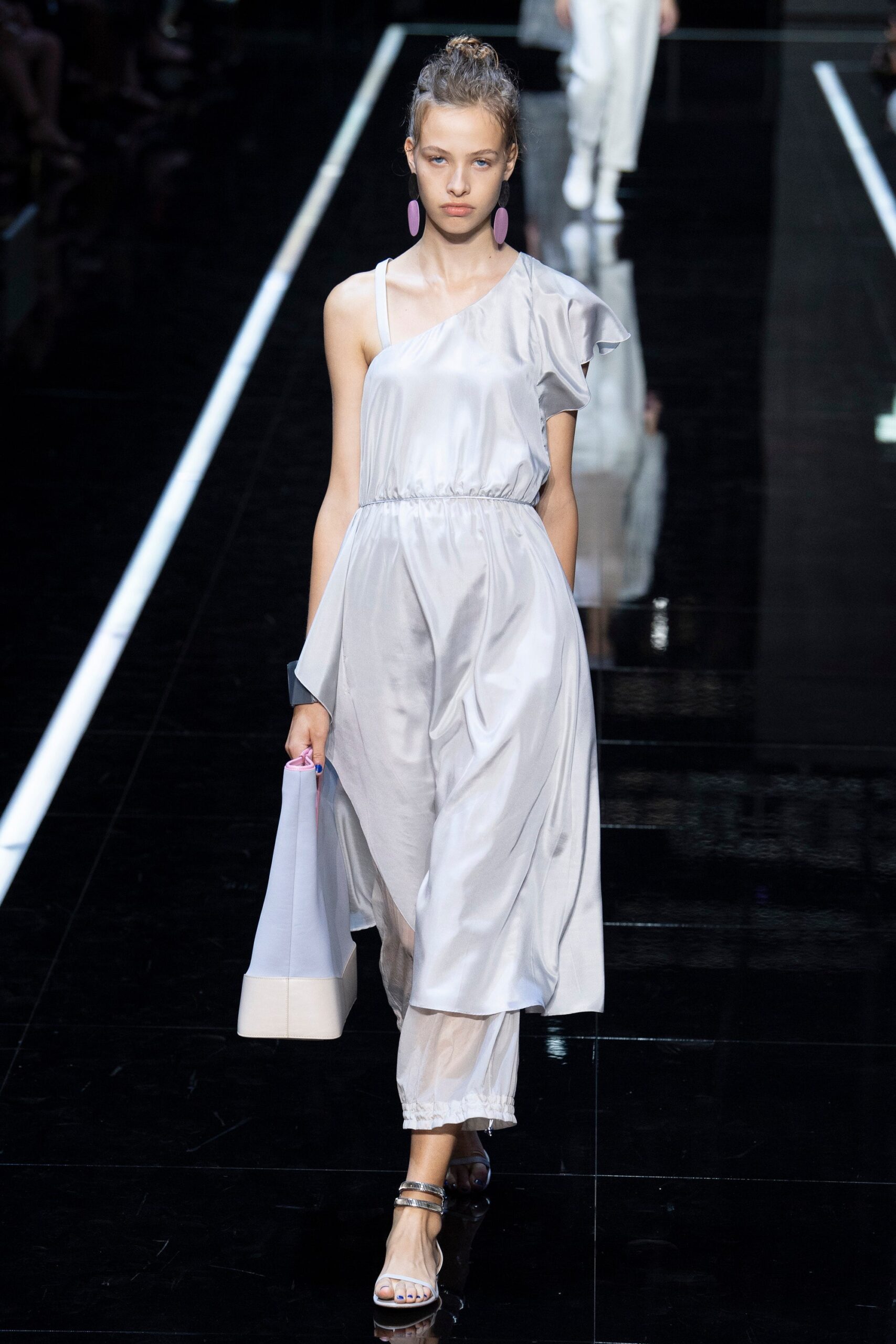 Emporio Armani S/S 19 Menswear Look 60