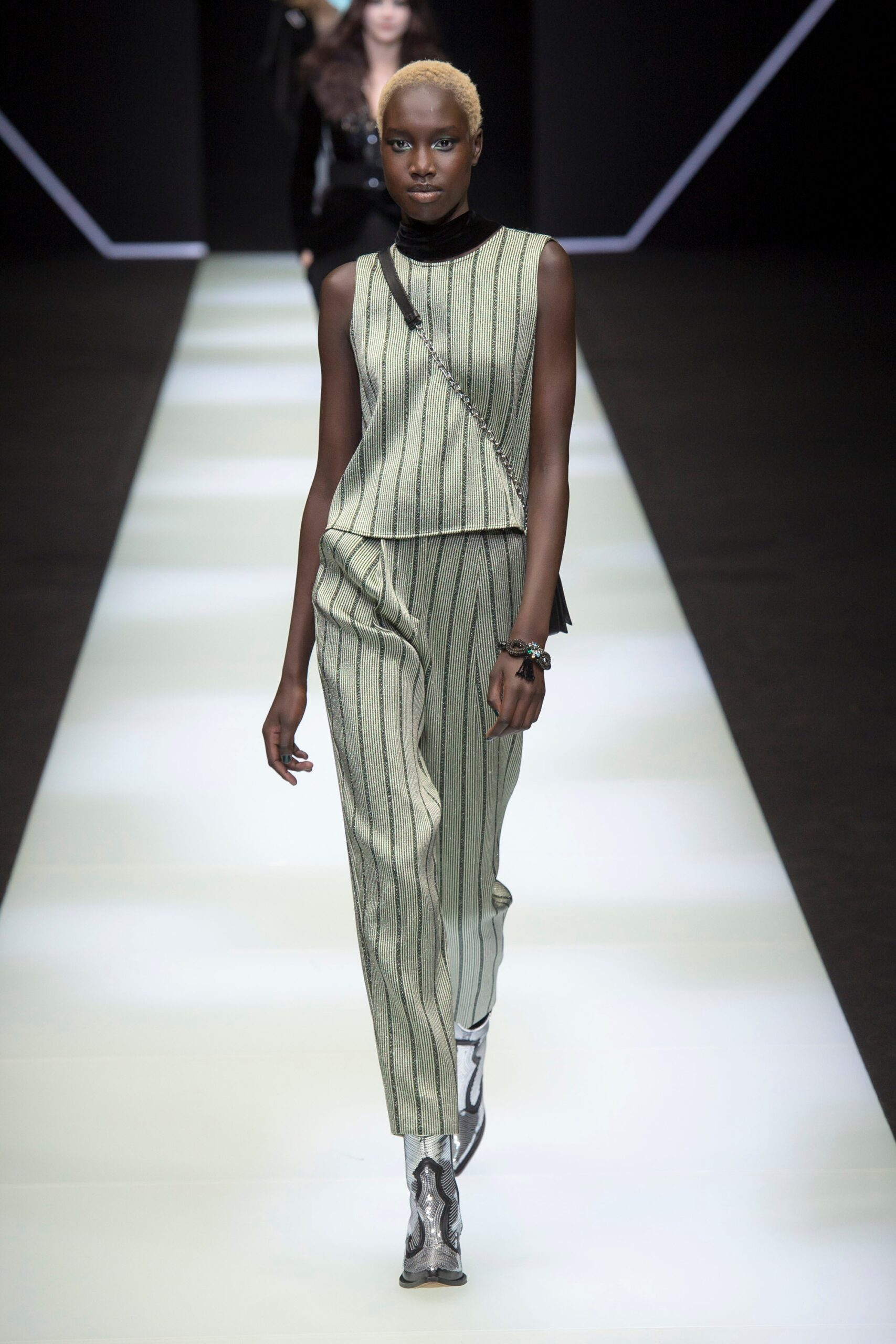 Emporio Armani F/W 18 Look 47