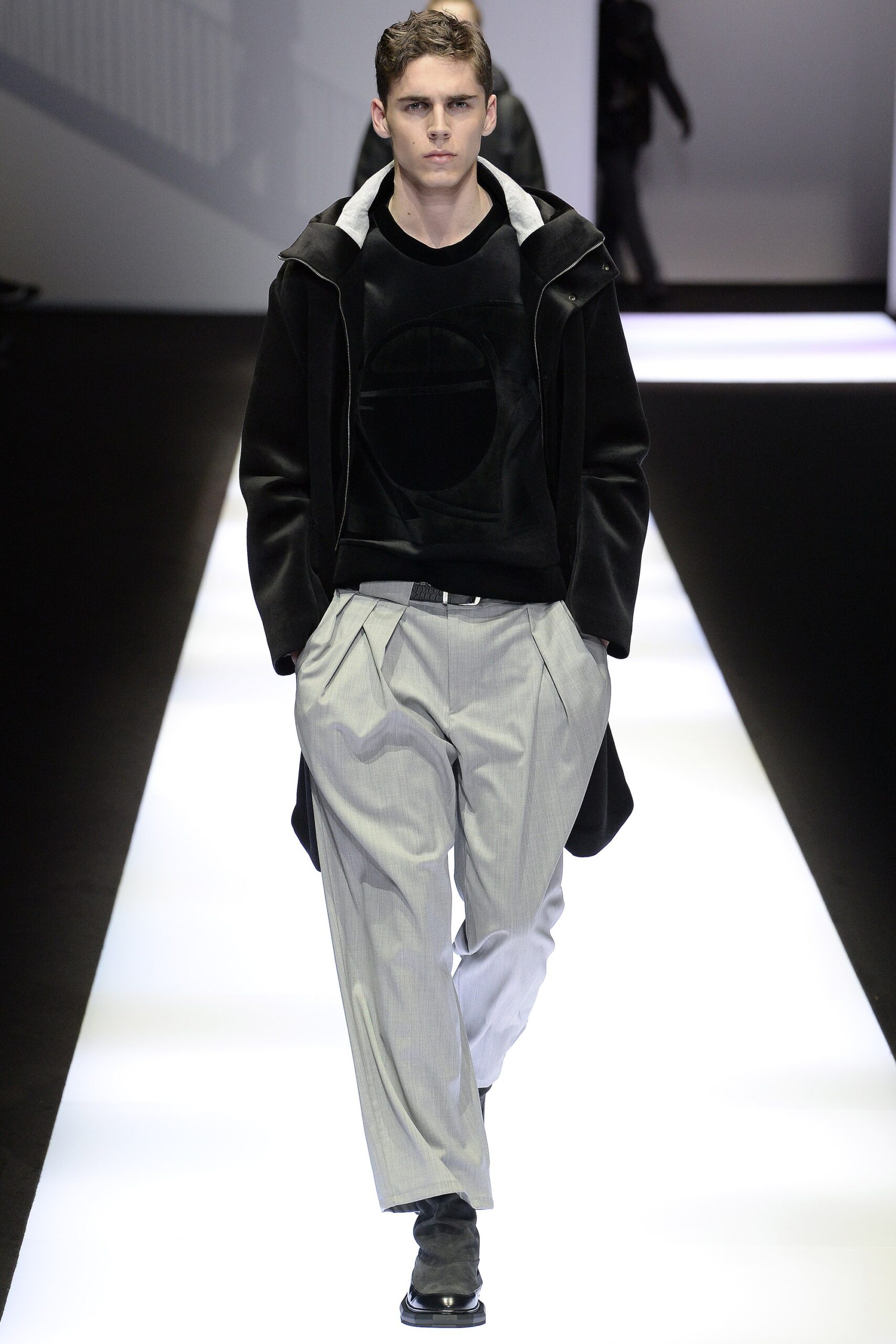 Emporio Armani F/W 17 Menswear Look 37