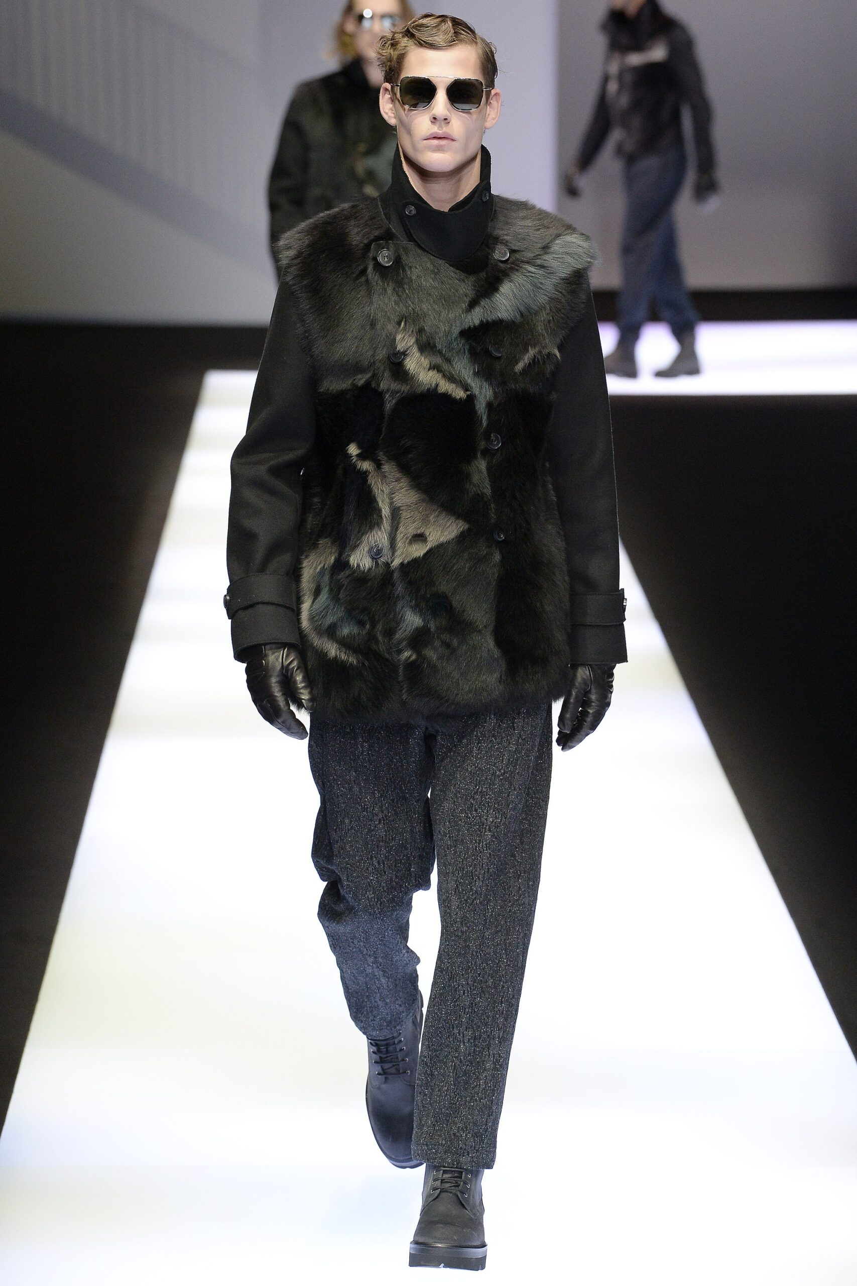 Emporio Armani F/W 17 Menswear Look 38