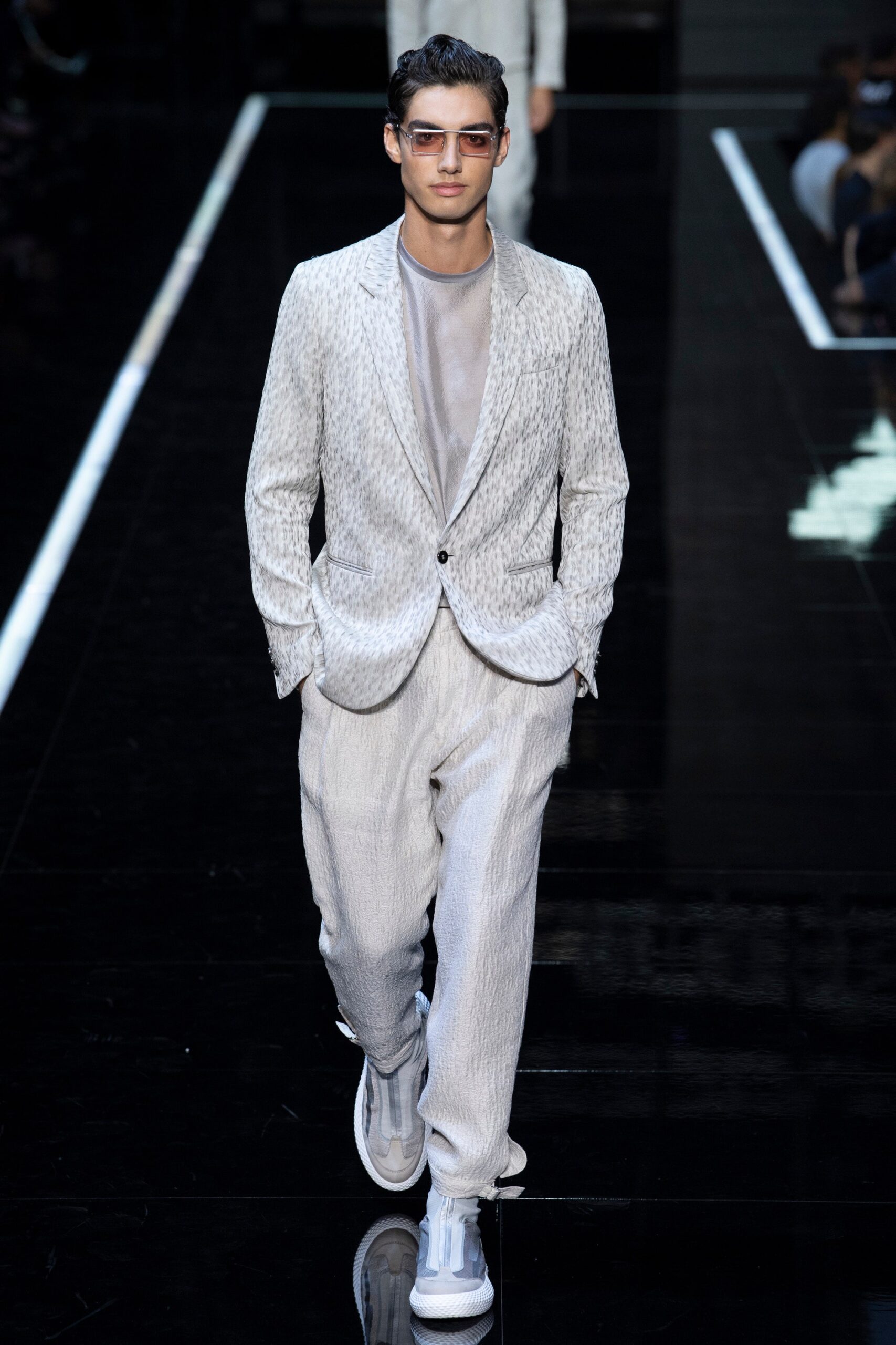 Emporio Armani S/S 19 Menswear Look 68