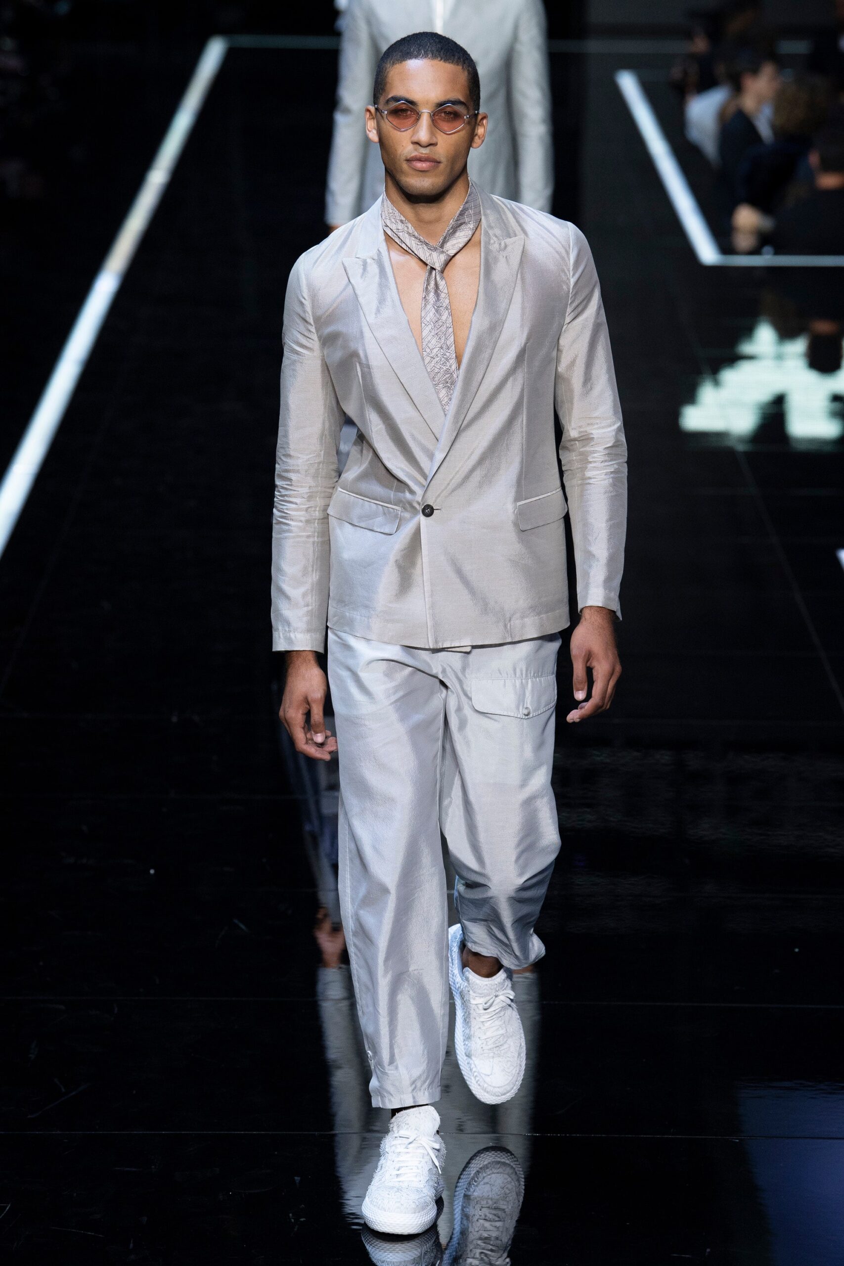 Emporio Armani S/S 19 Menswear Look 70