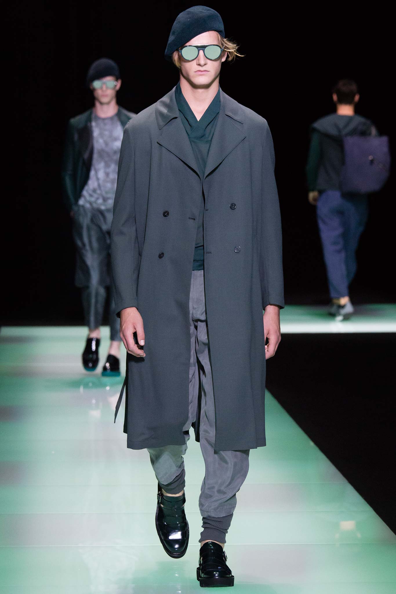 Emporio Armani S/S 16 Menswear Look 33