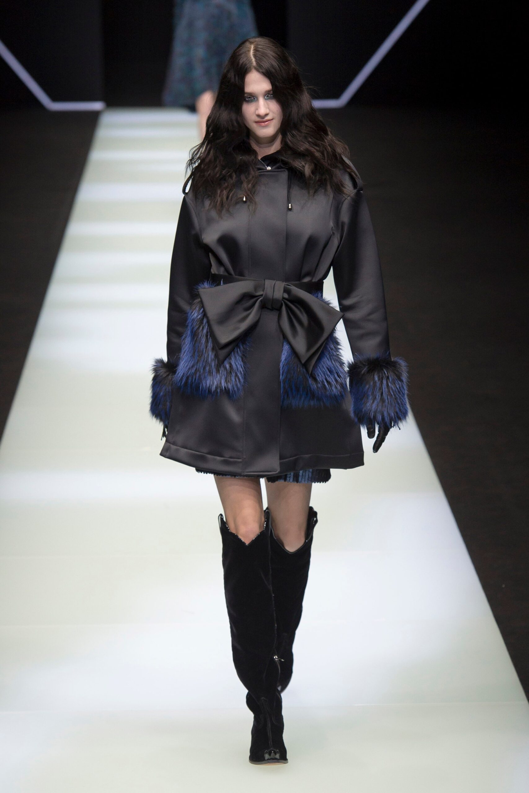 Emporio Armani F/W 18 Look 54