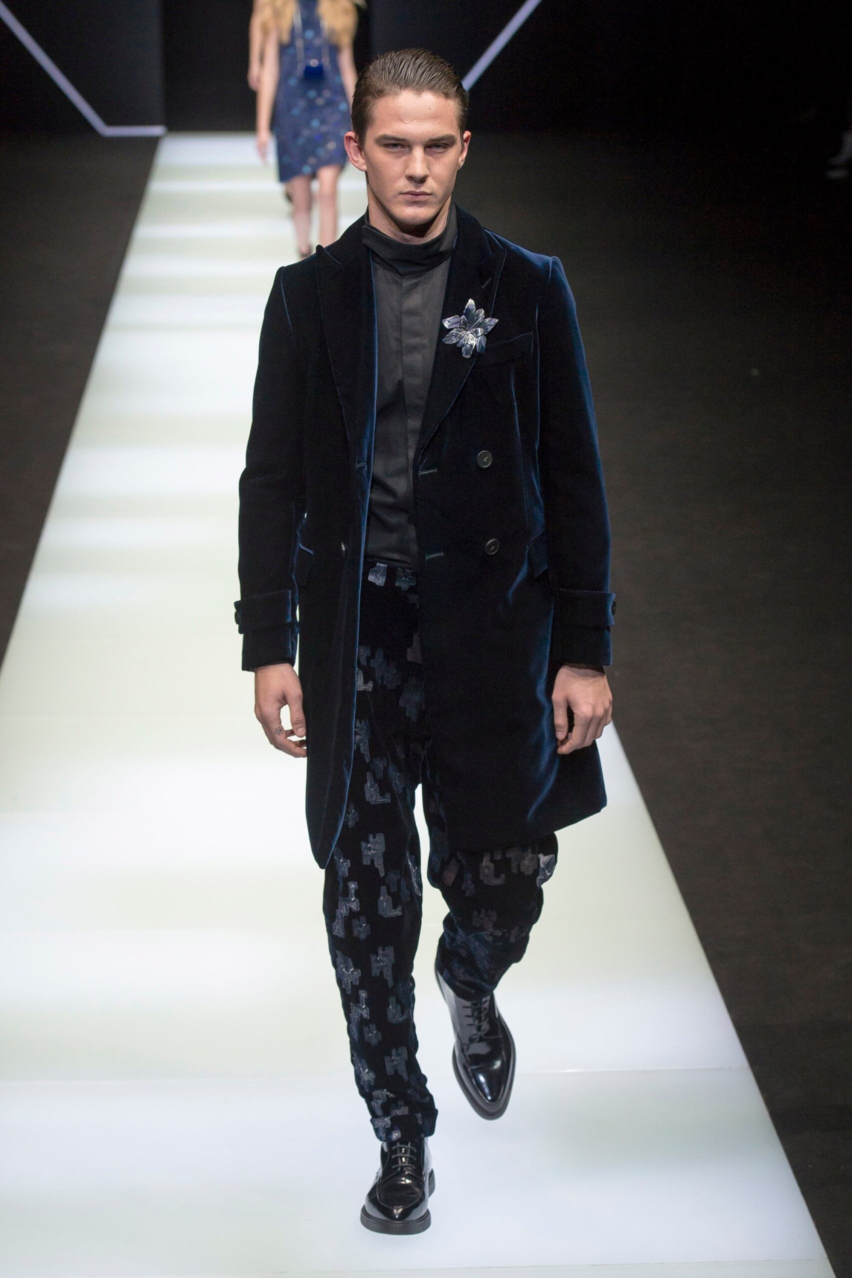 Emporio Armani F/W 18 Look 59