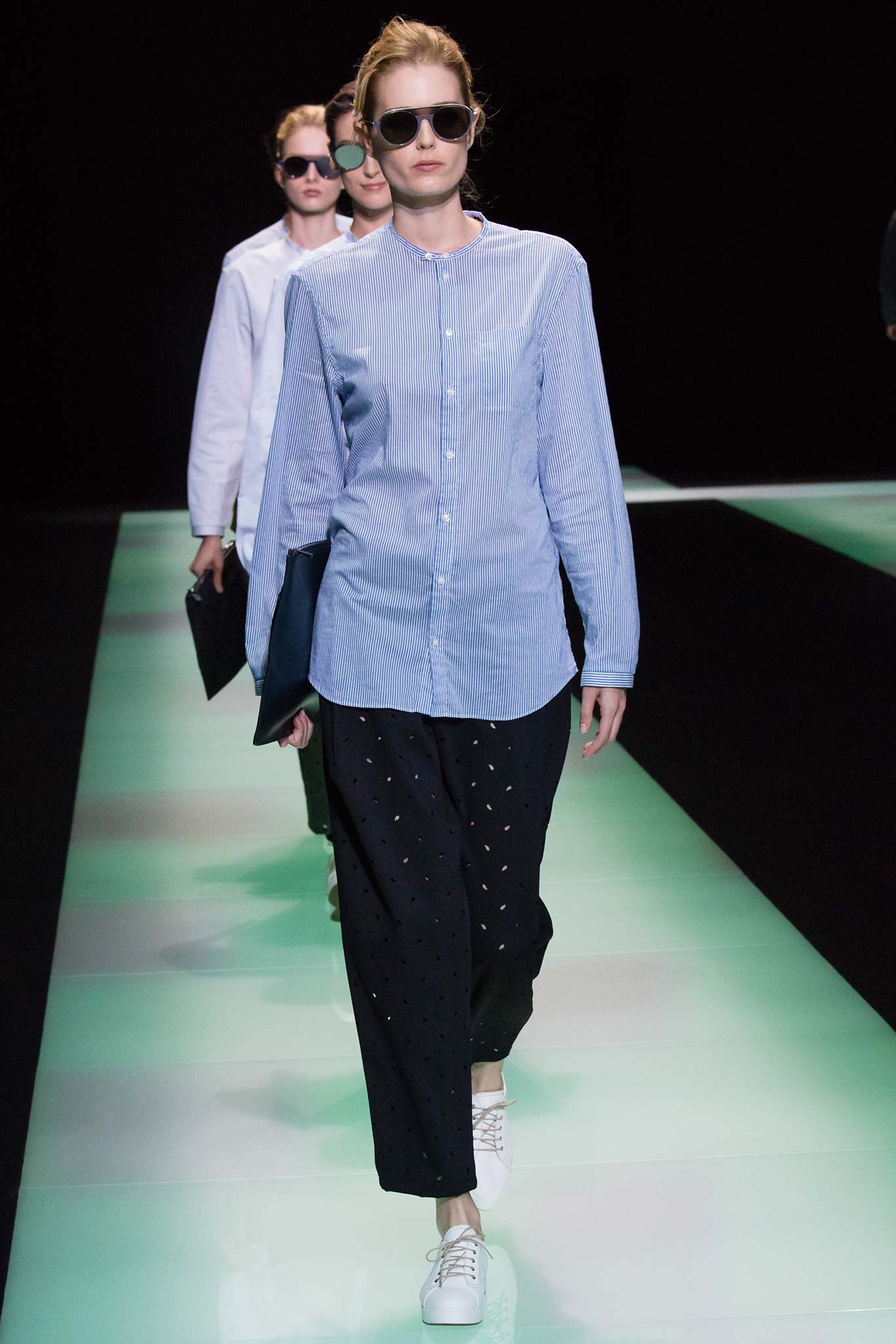 Emporio Armani S/S 16 Menswear Look 38