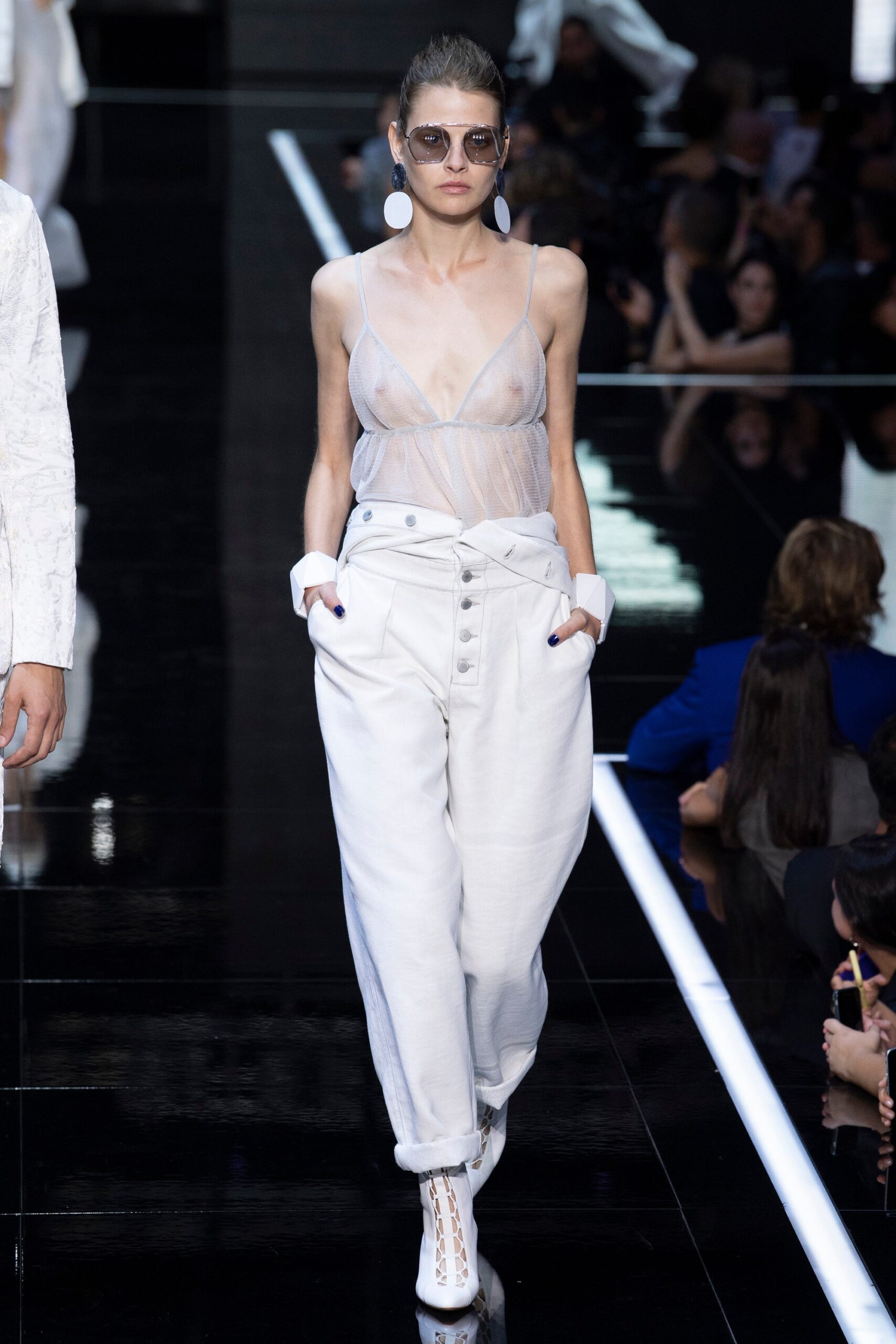 Emporio Armani S/S 19 Menswear Look 85