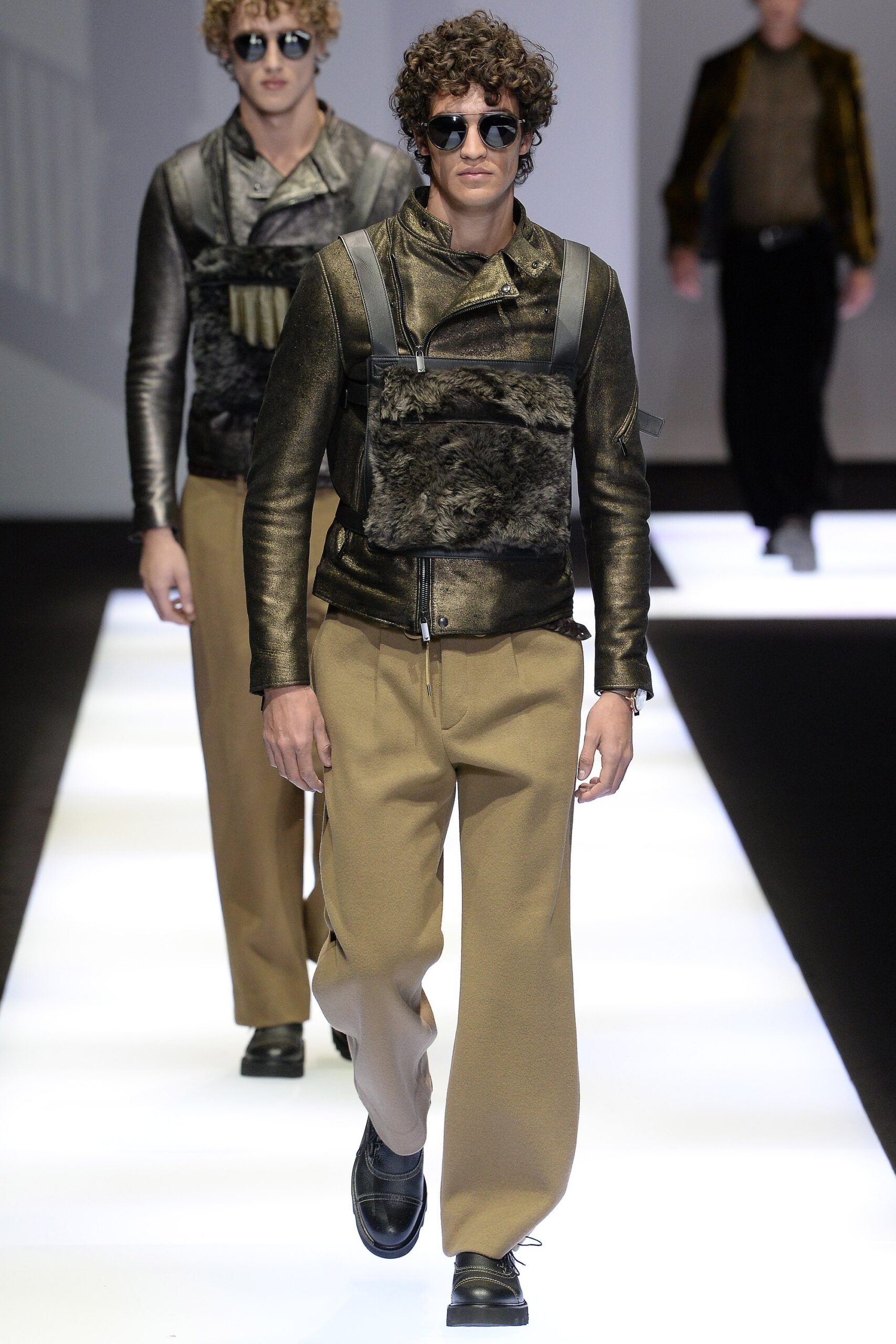 Emporio Armani F/W 17 Menswear Look 46