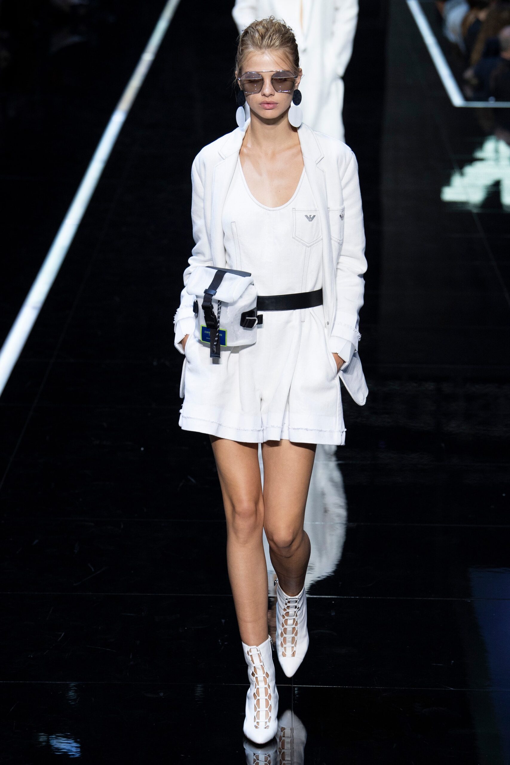 Emporio Armani S/S 19 Menswear Look 89