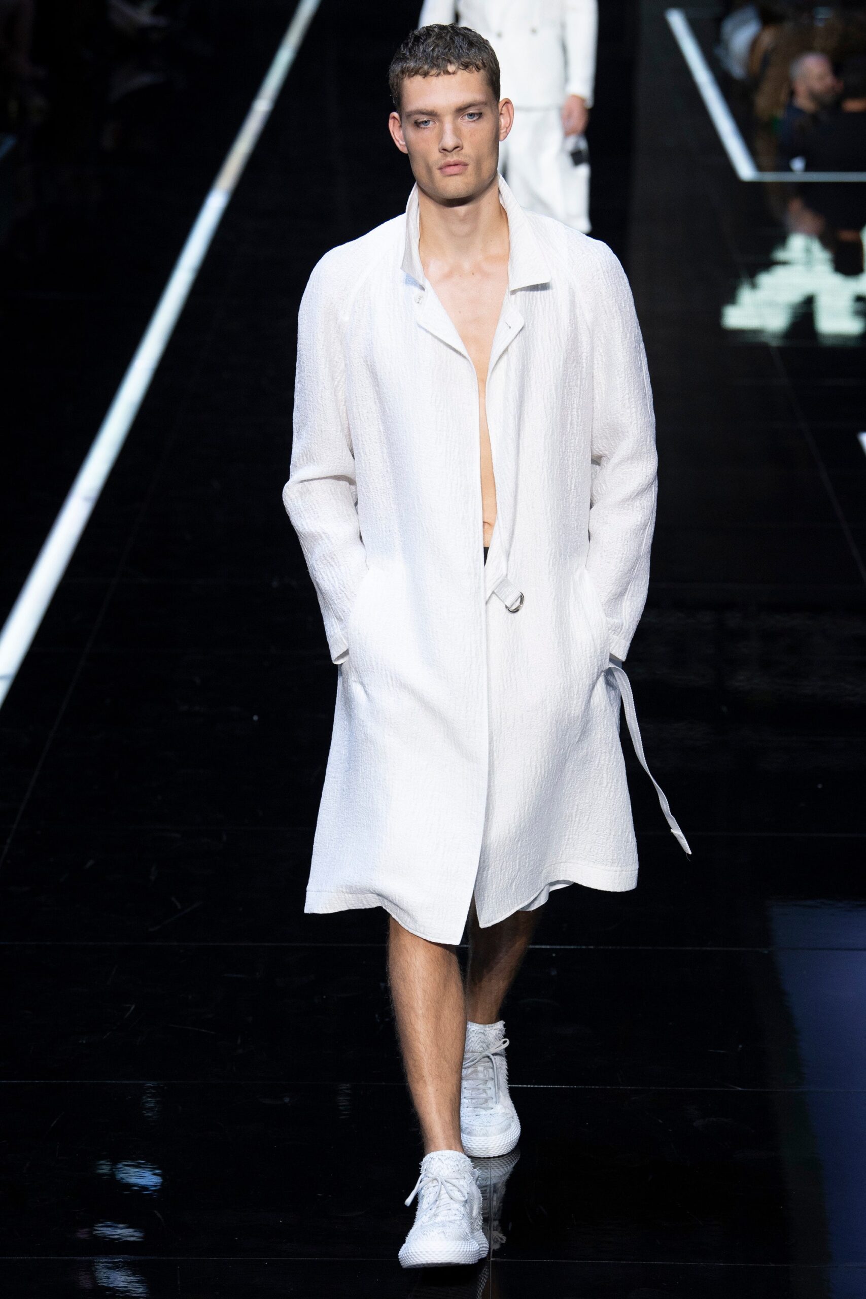 Emporio Armani S/S 19 Menswear Look 90