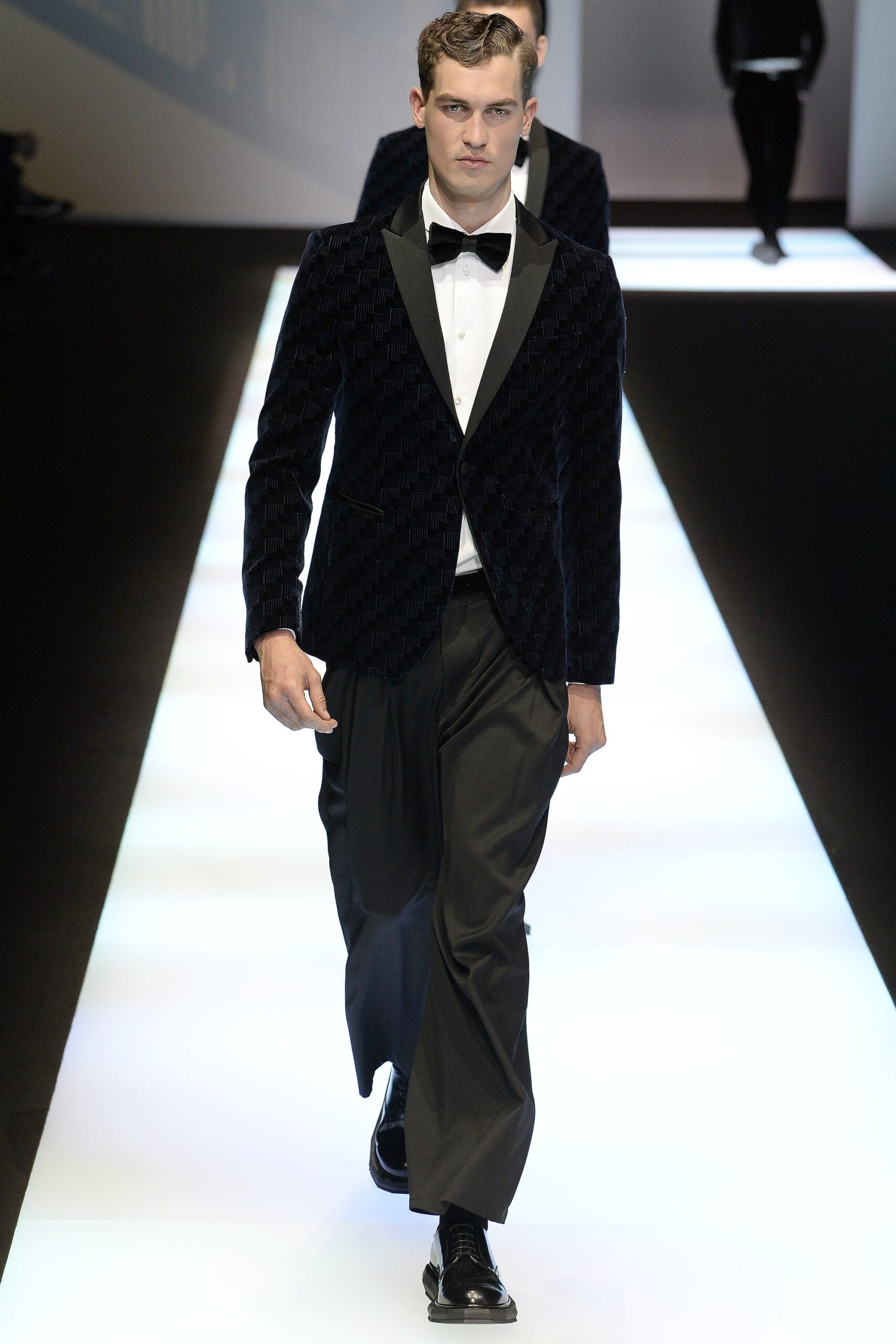 Emporio Armani F/W 17 Menswear Look 64