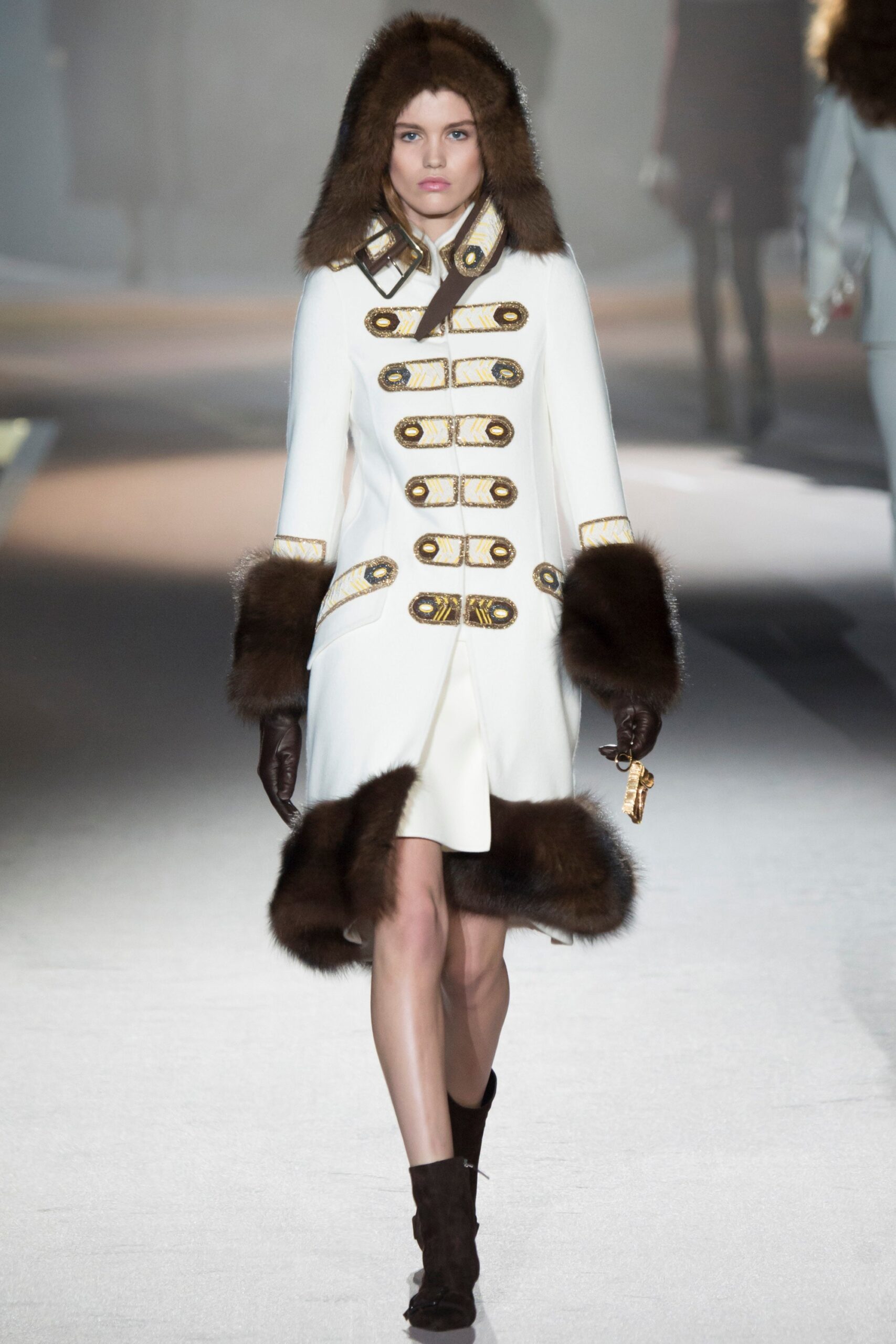 Ermanno Scervino F/W 16 Look 3