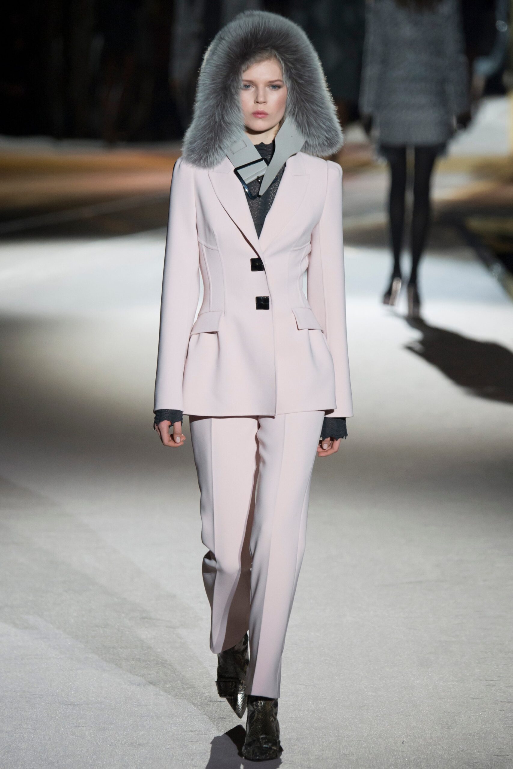 Ermanno Scervino F/W 16 Look 21