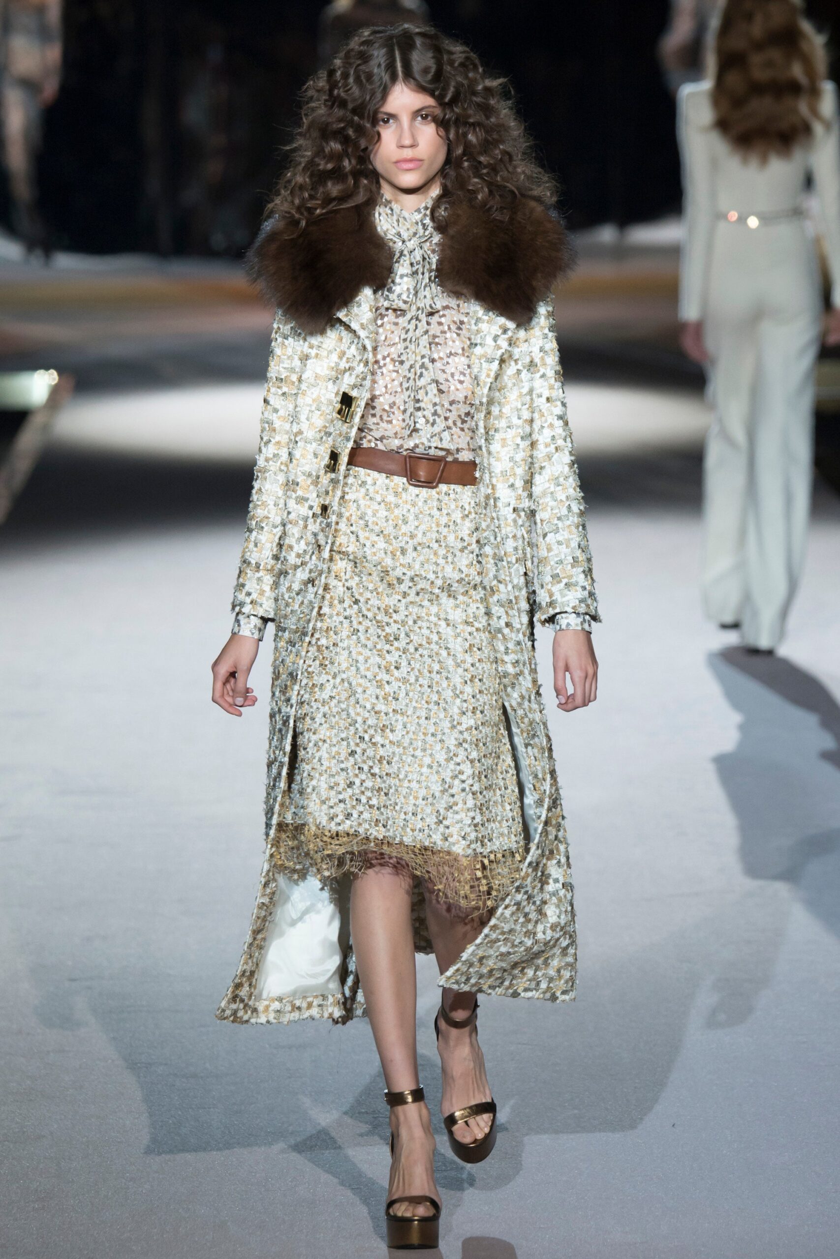 Ermanno Scervino F/W 16 Look 25