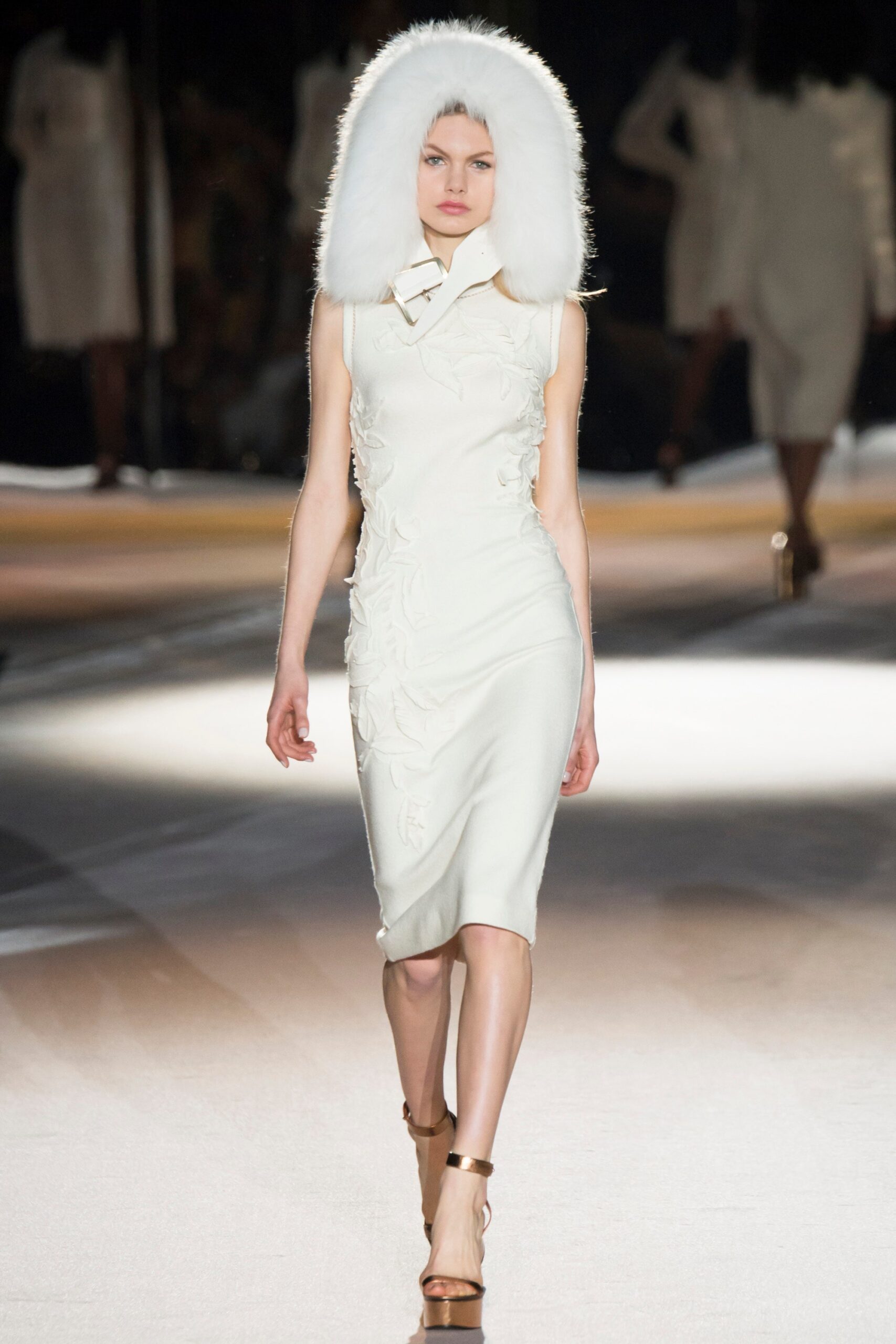 Ermanno Scervino F/W 16 Look 29
