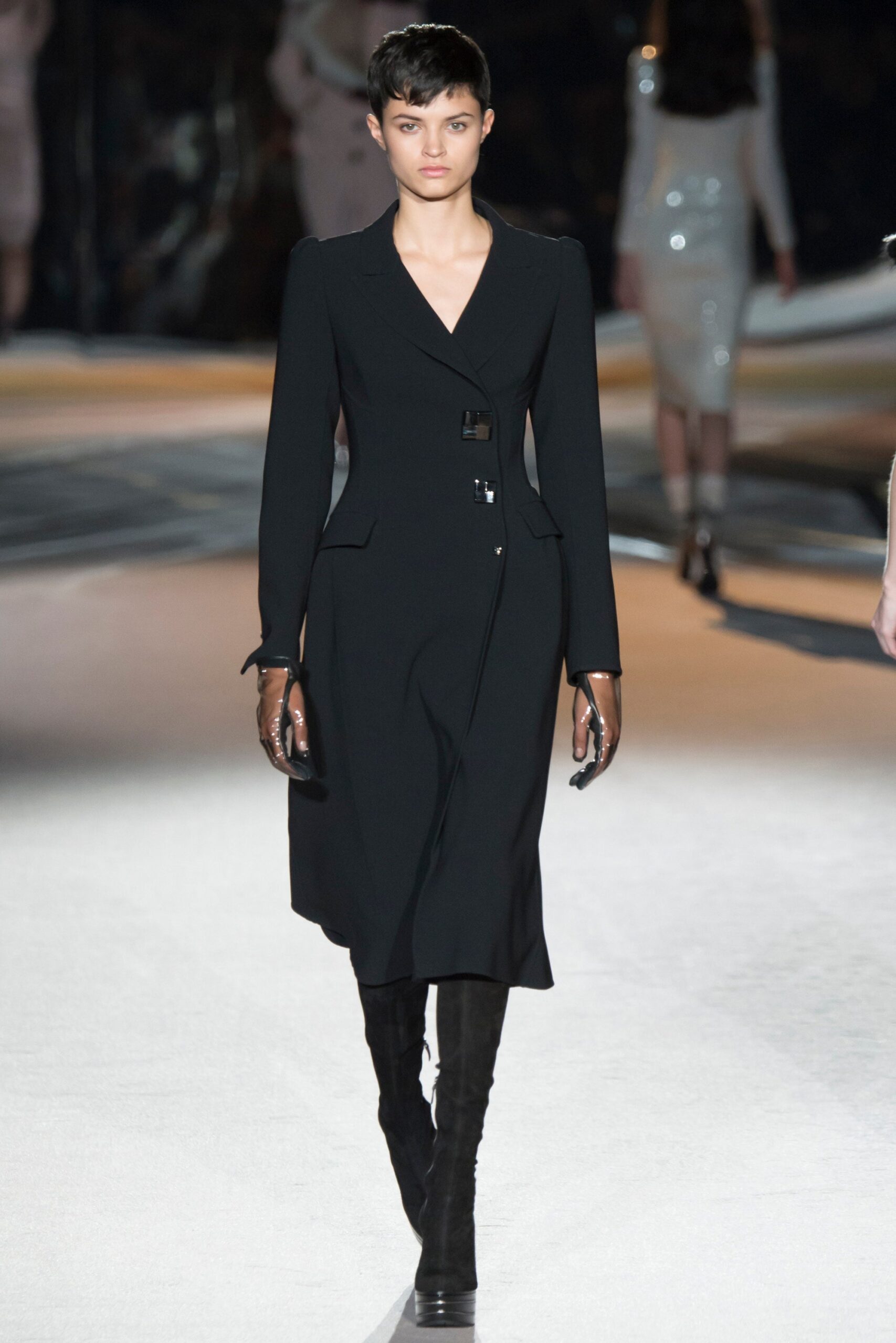 Ermanno Scervino F/W 16 Look 36