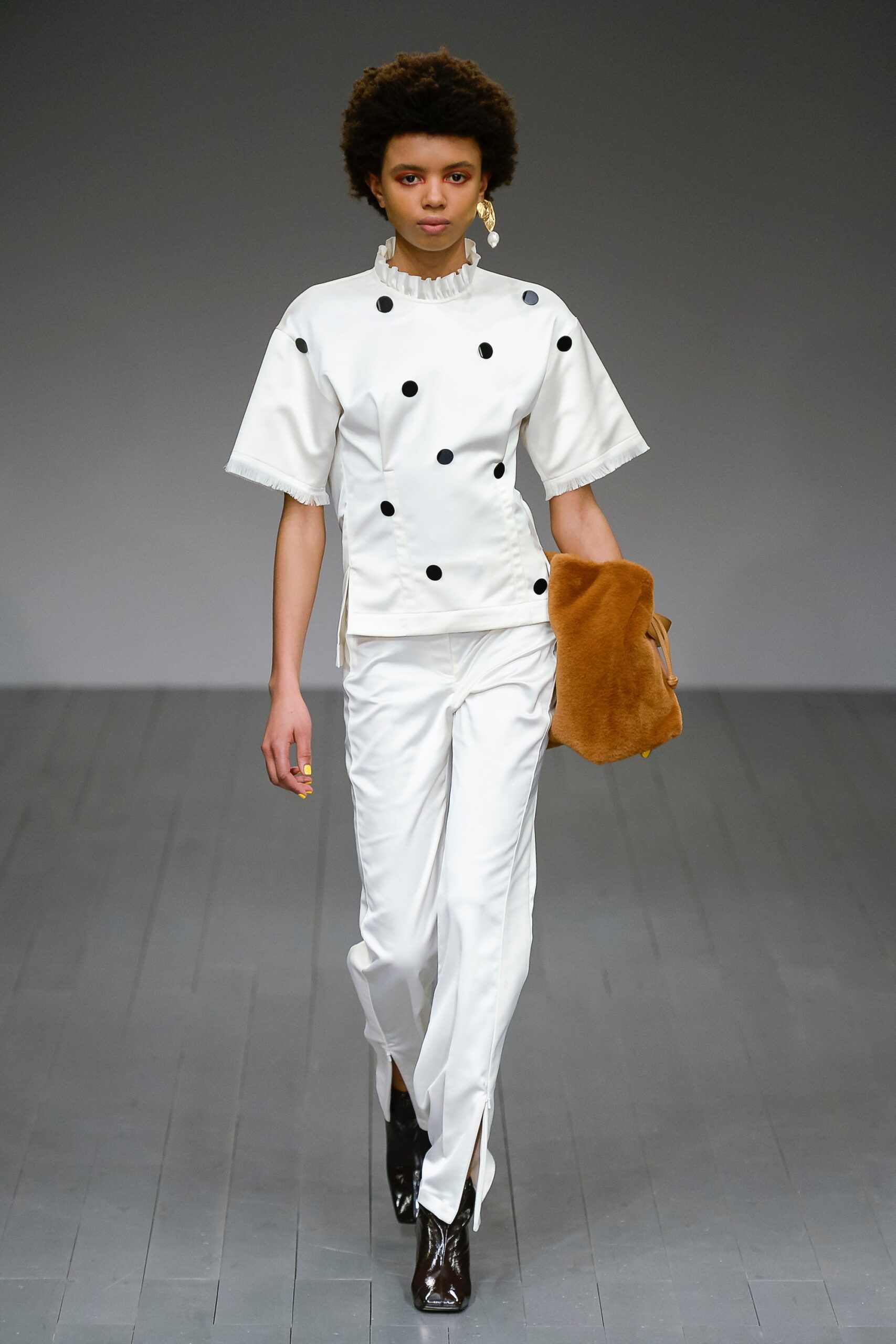 Eudon Choi F/W 18 Look 7