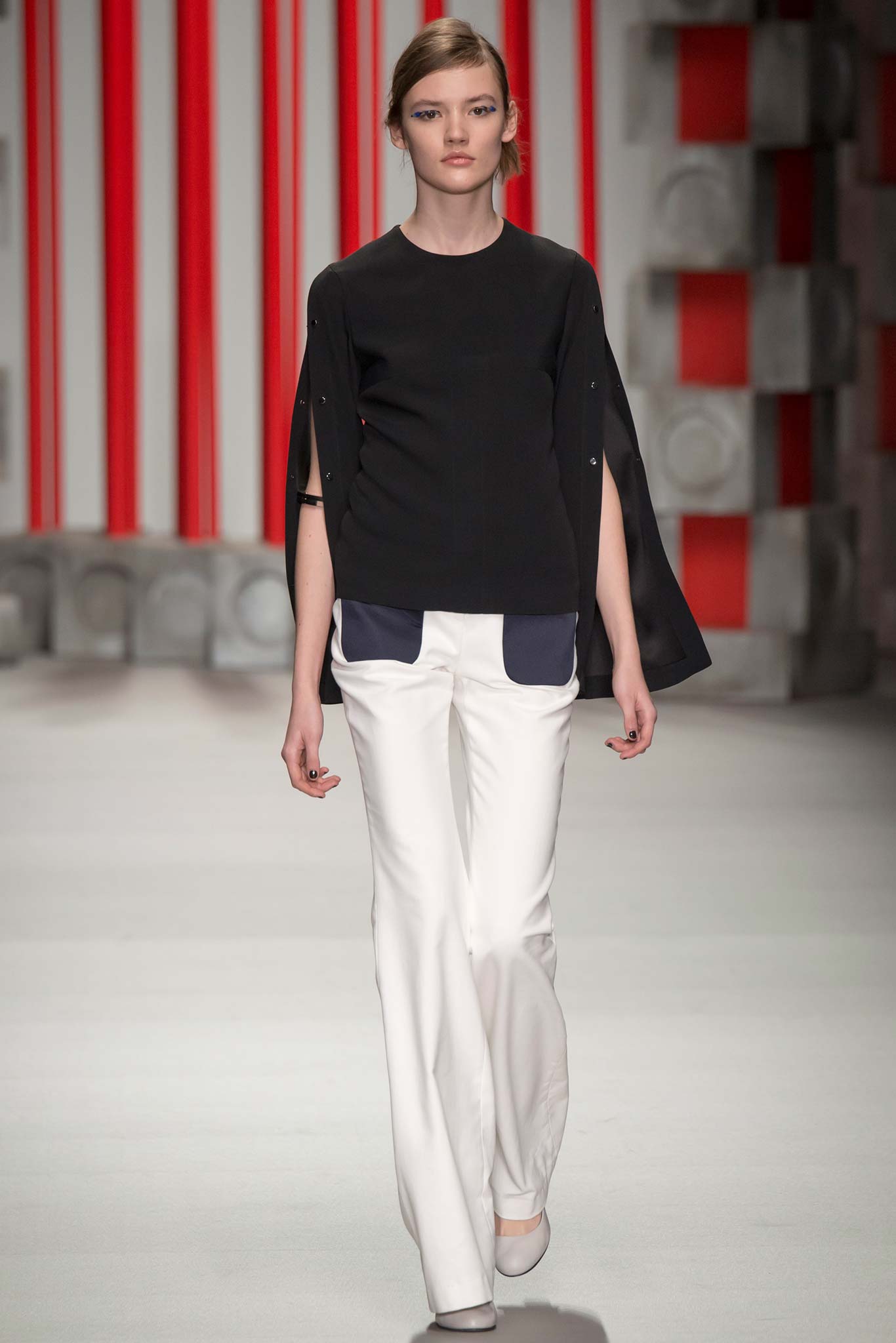 Eudon Choi F/W 15 Look 15