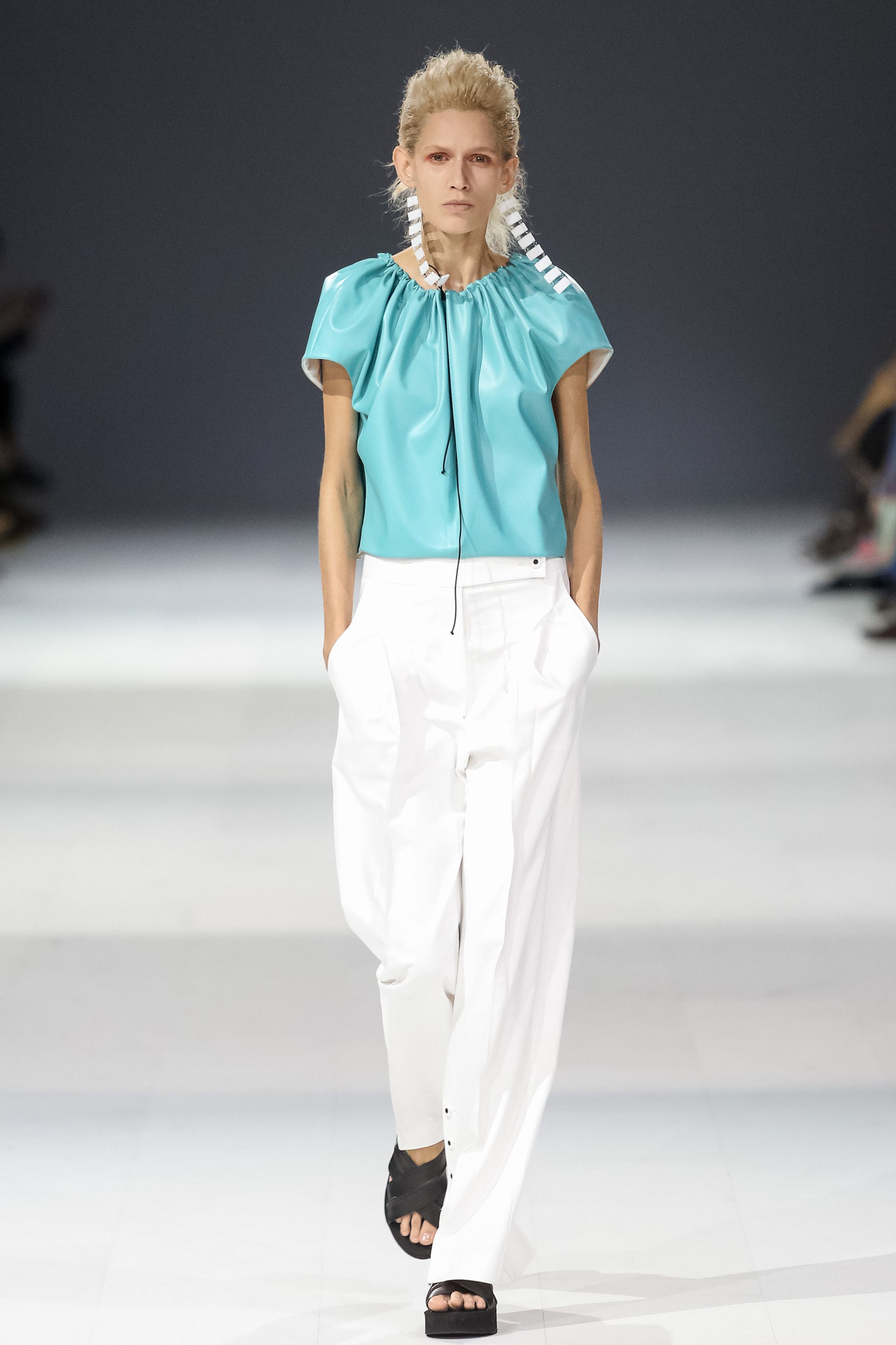 Elena Burenina Ukraine S/S 17 Look 11