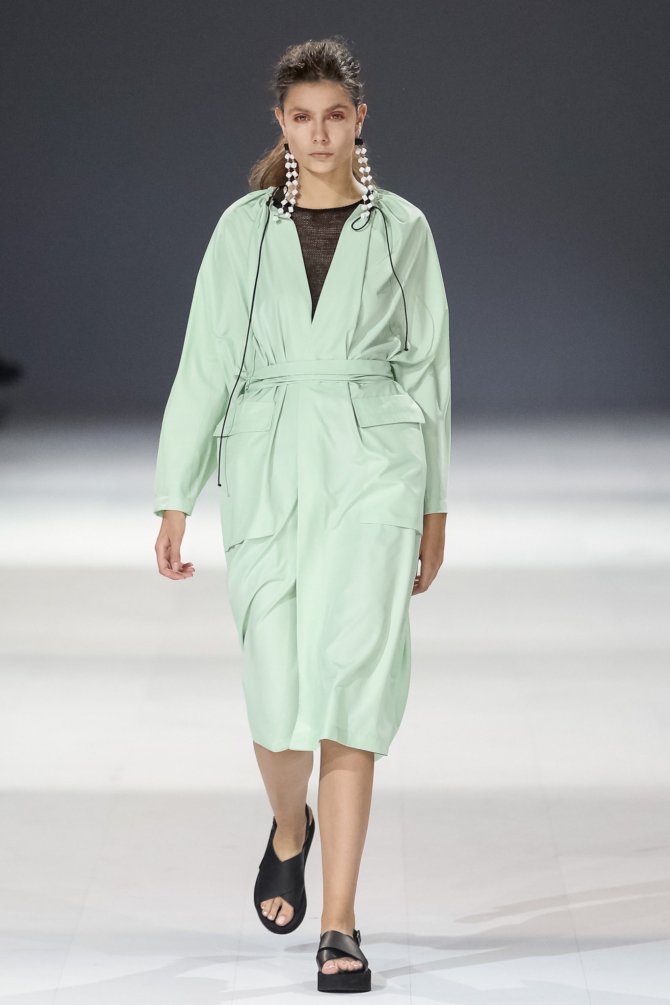 Elena Burenina Ukraine S/S 17 Look 18