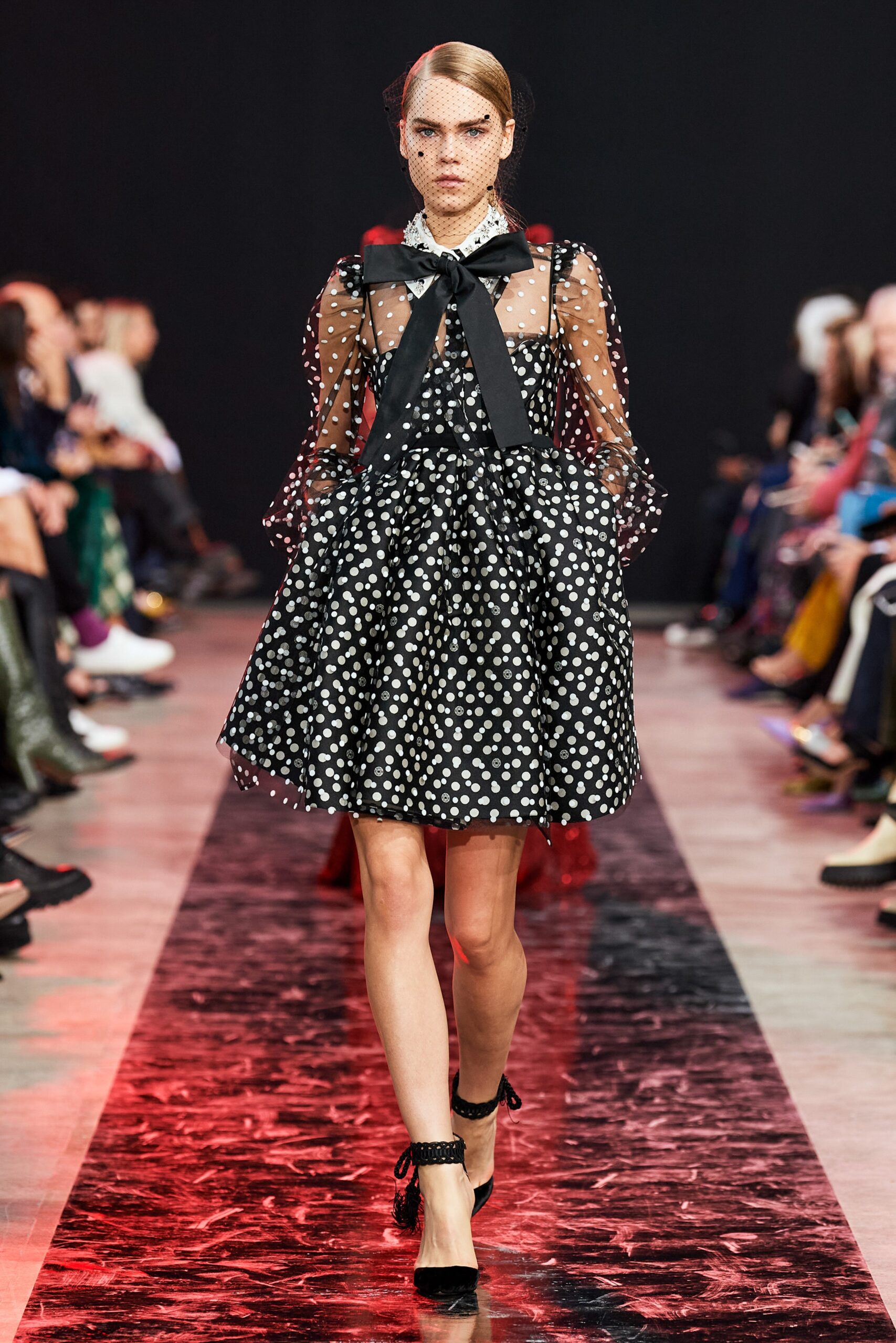 Elie Saab F/W 20 Look 20