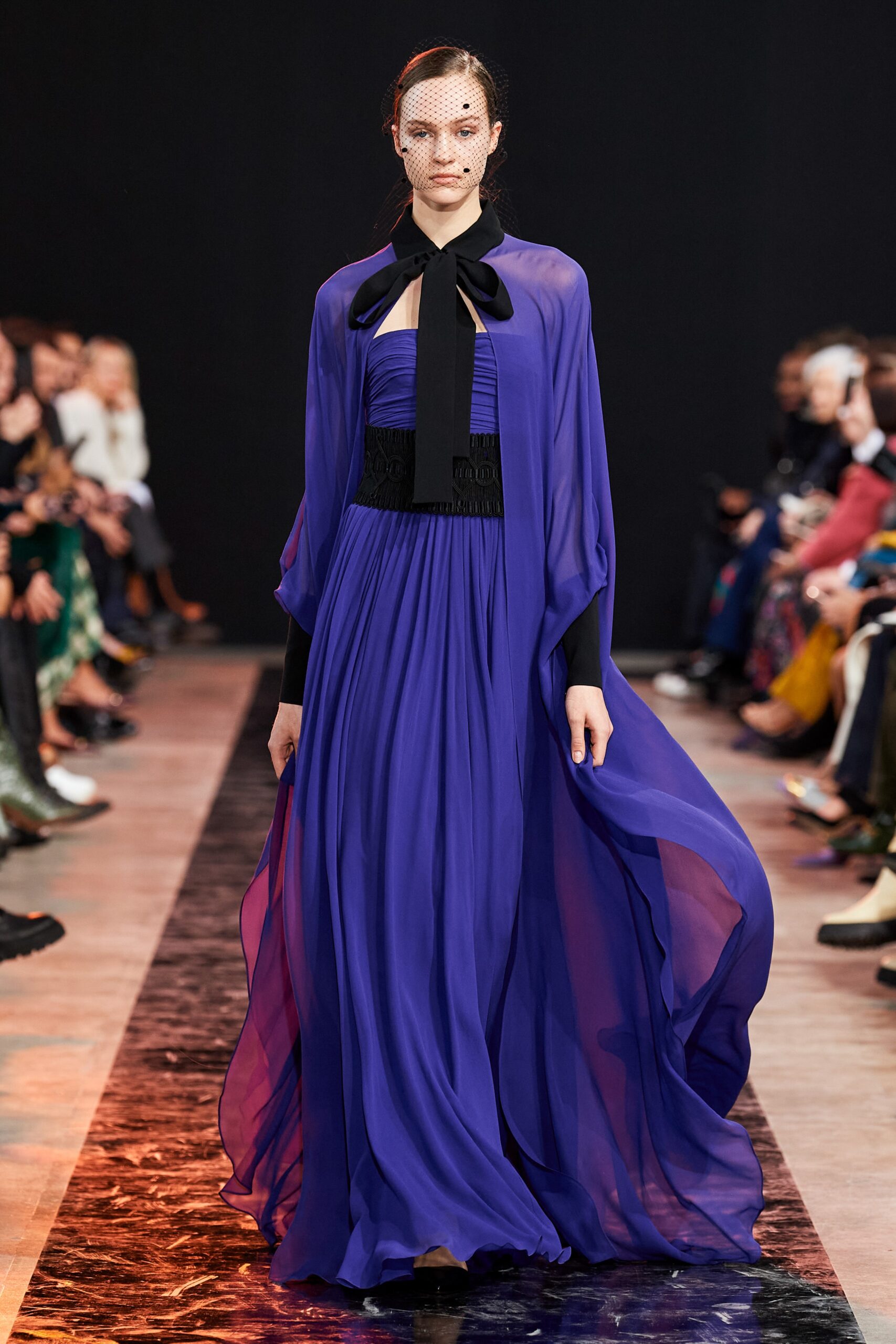 Elie Saab F/W 20 Look 49