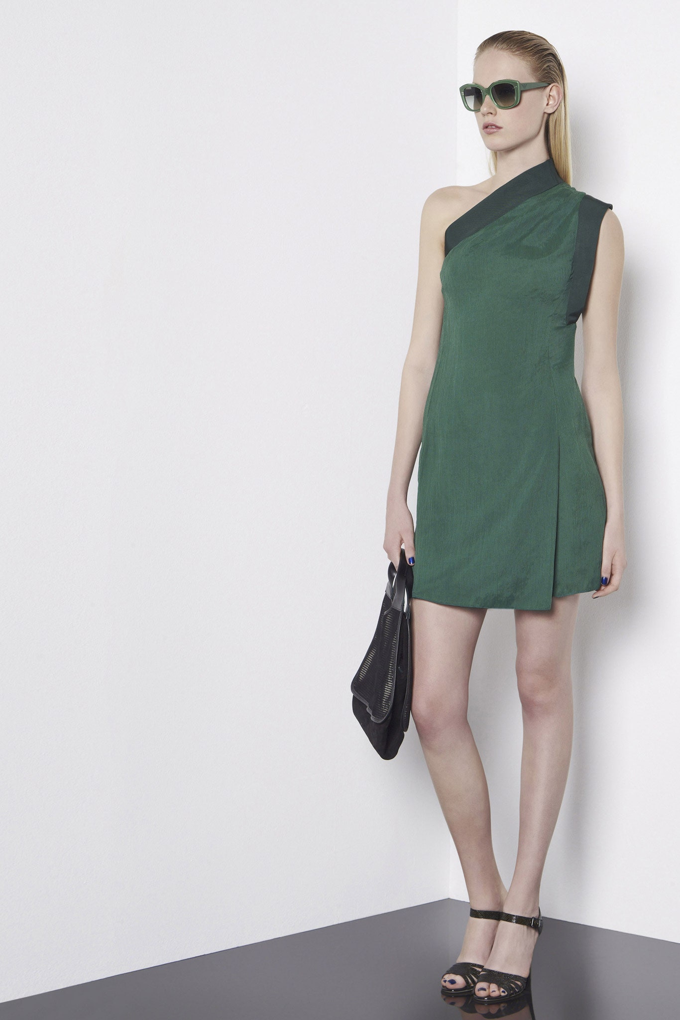 Emporio Armani Resort 15 Look 2