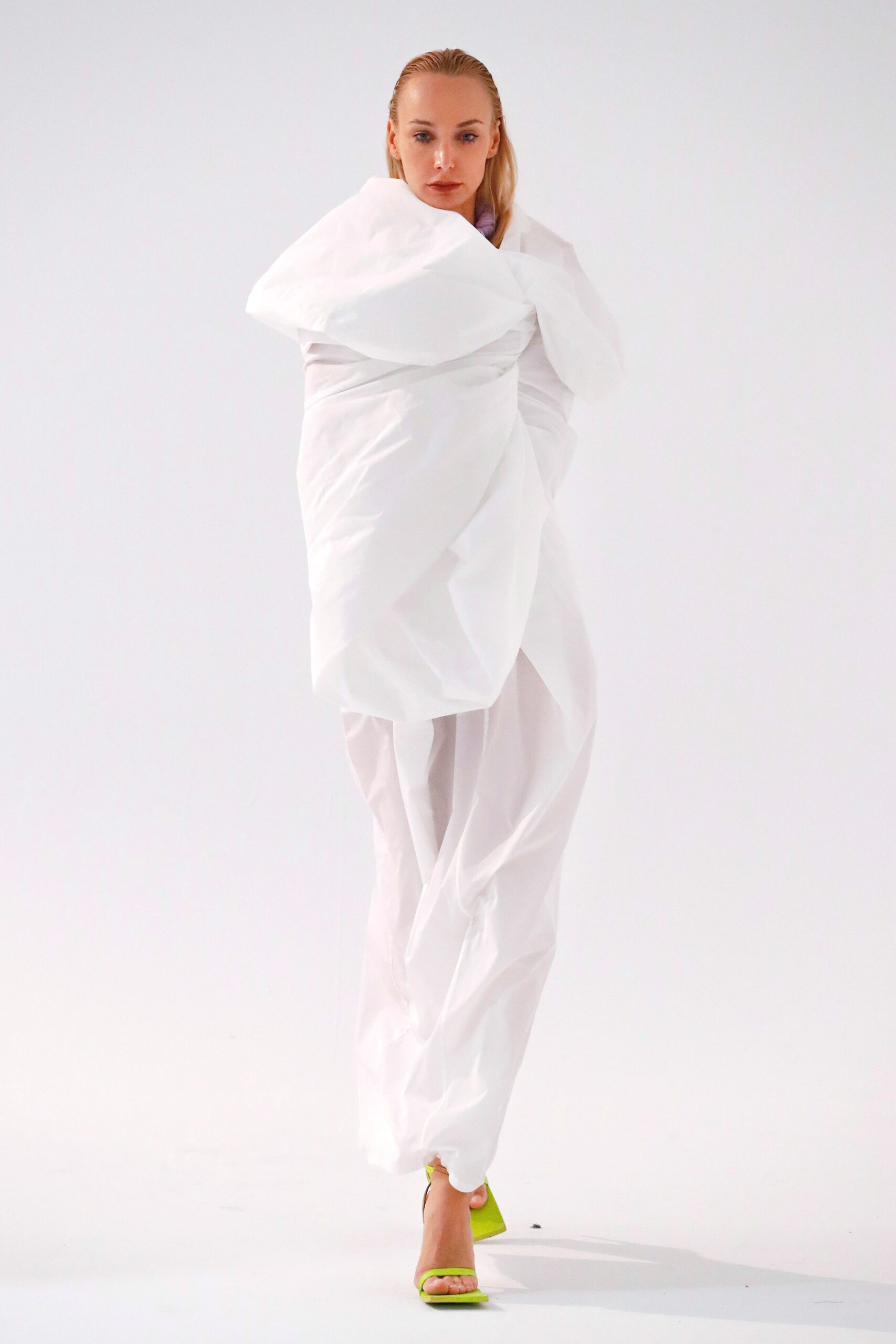 Ernesto Naranjo Madrid S/S 20 Look 12