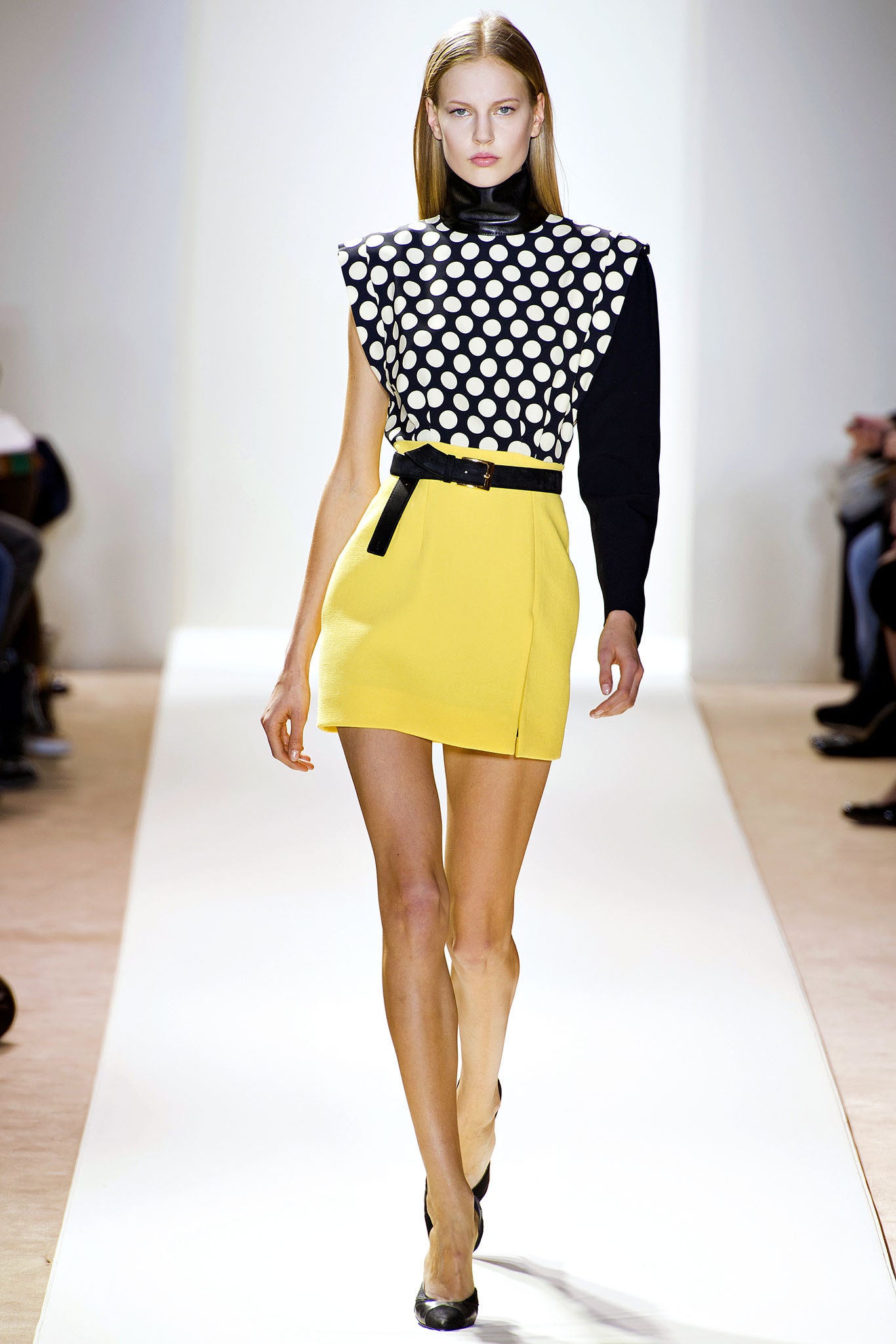Emanuel Ungaro Fall 2013 Ready-to-Wear