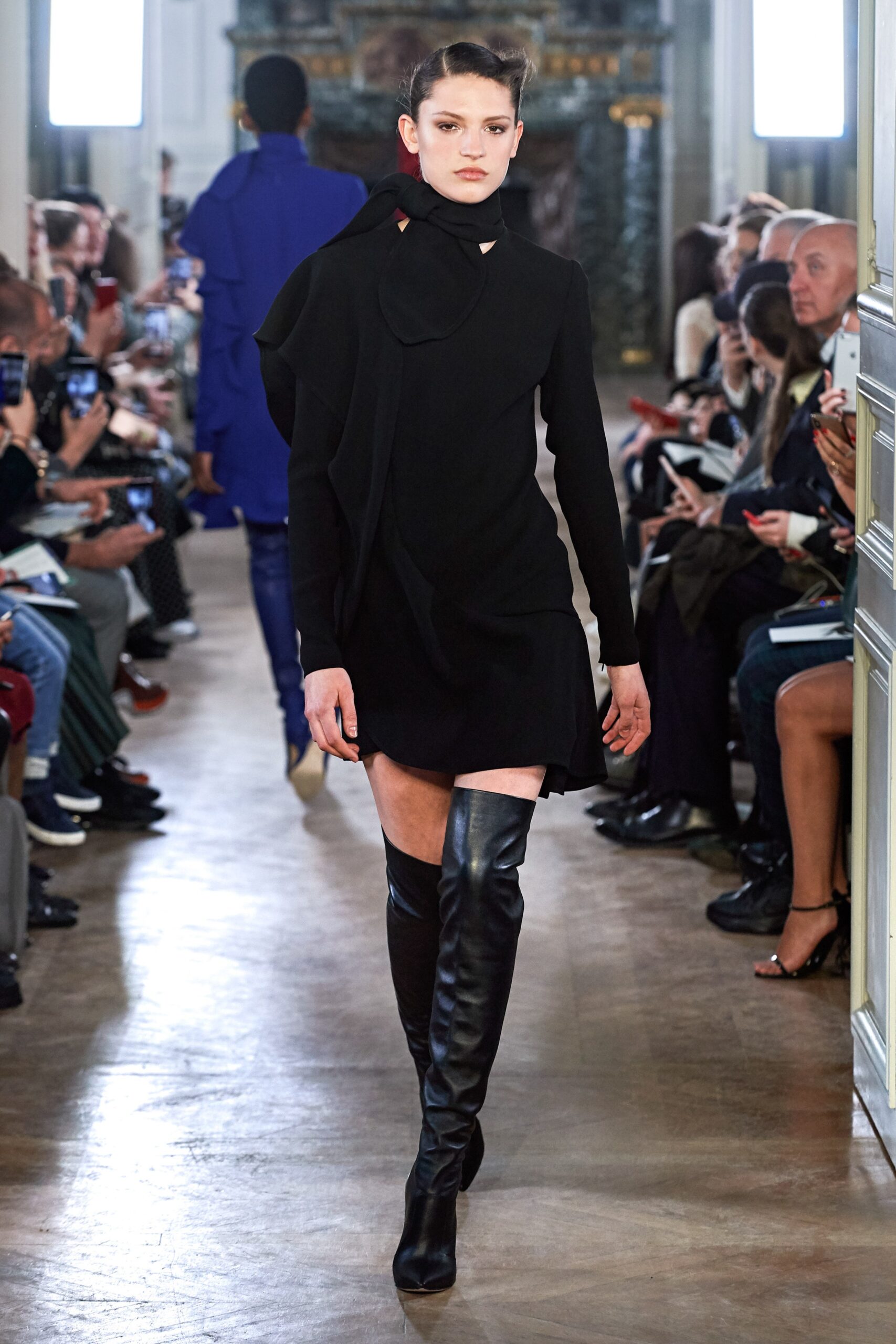 Elie Saab F/W 19 Look 2