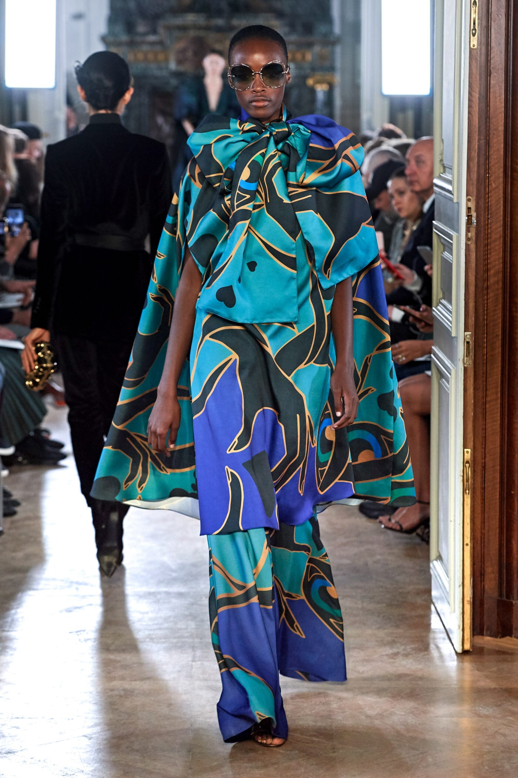 Elie Saab F/W 19 Look 13
