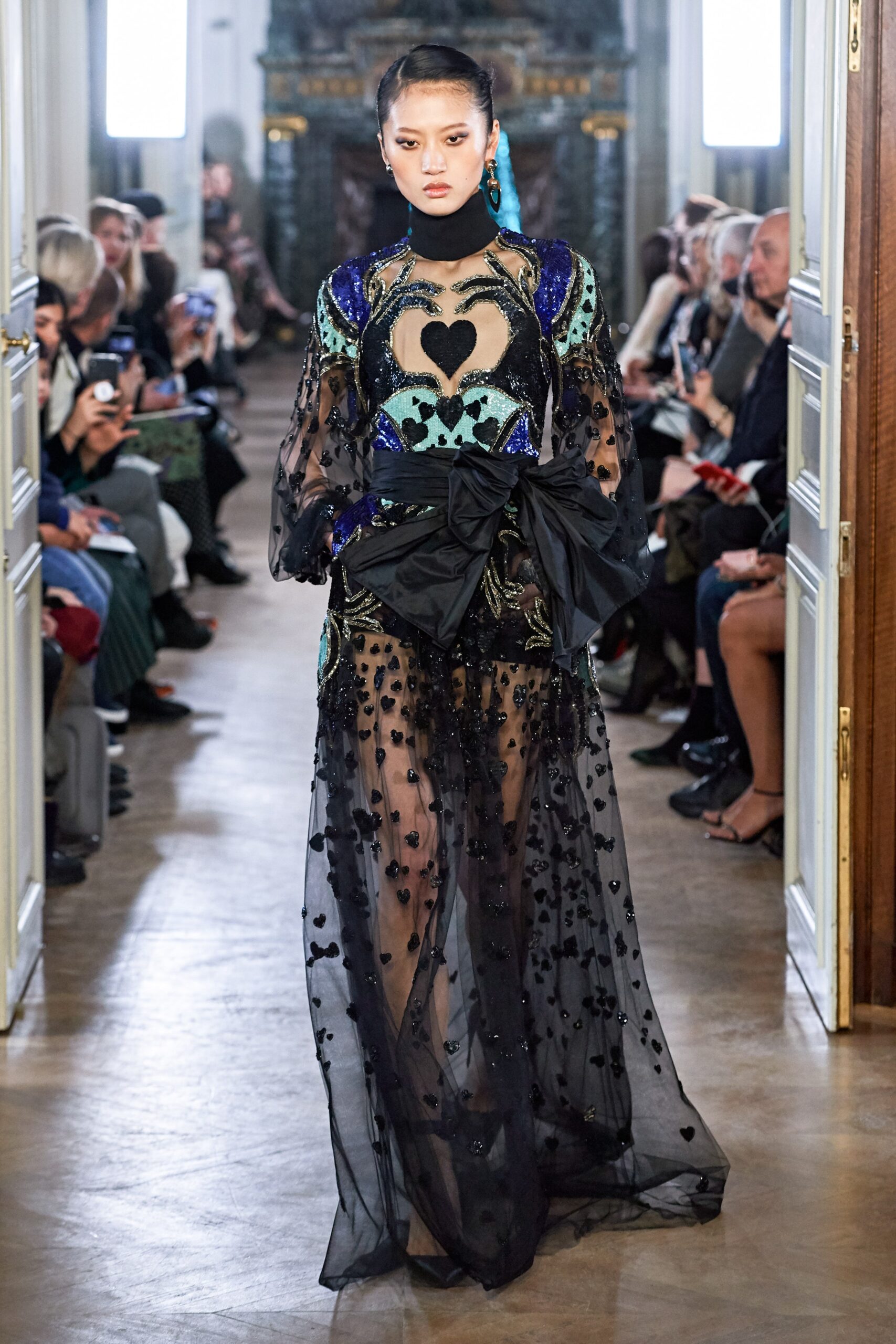 Elie Saab F/W 19 Look 25